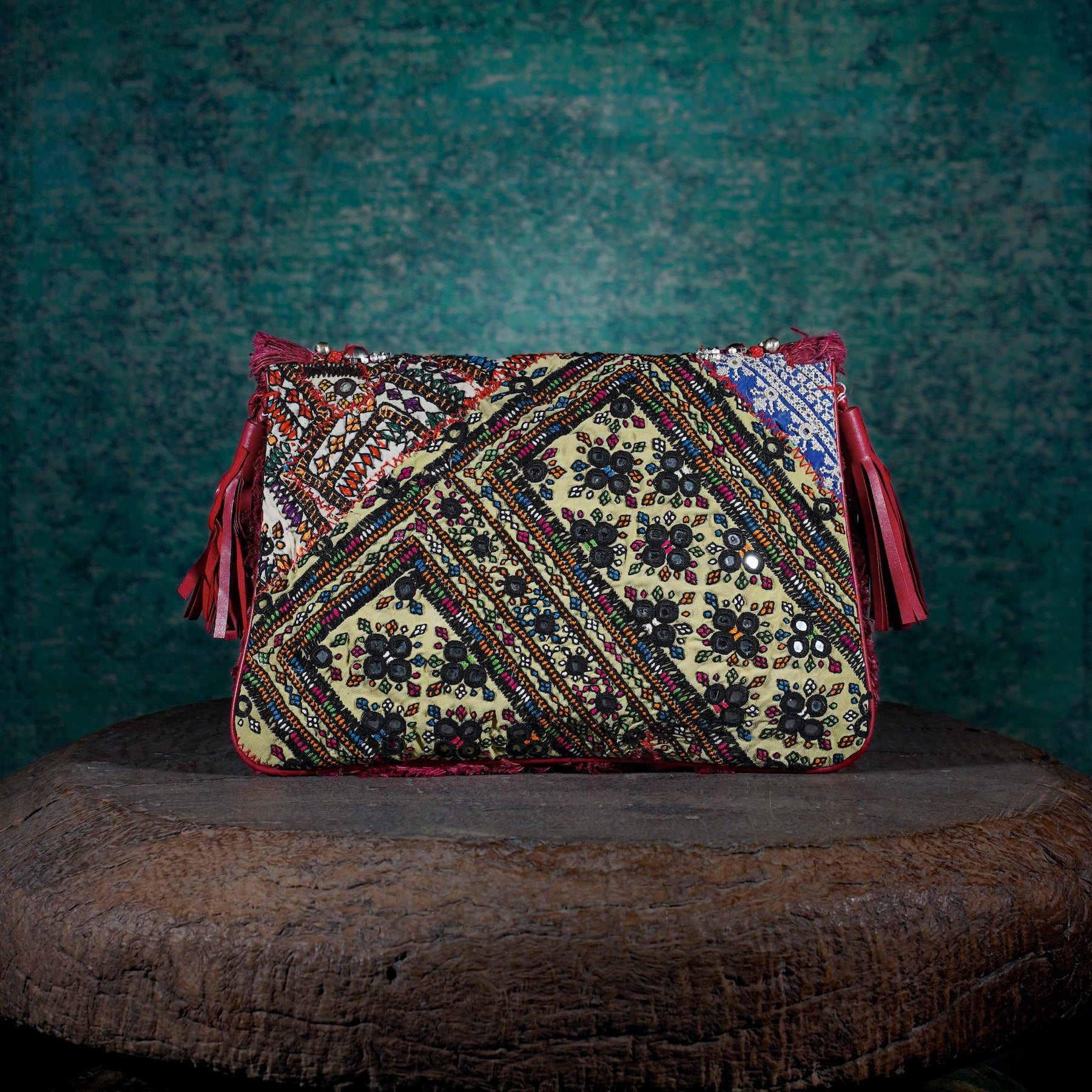 Burgundy Banjara Clutch 015