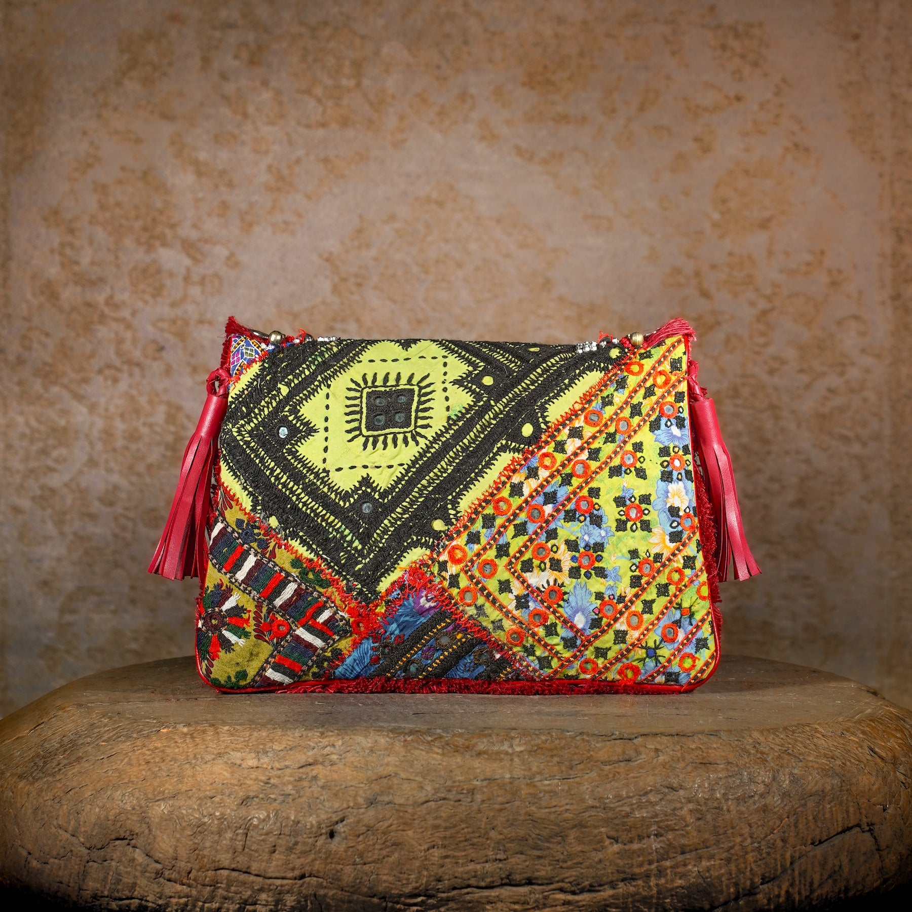 Burgundy Banjara Clutch 022