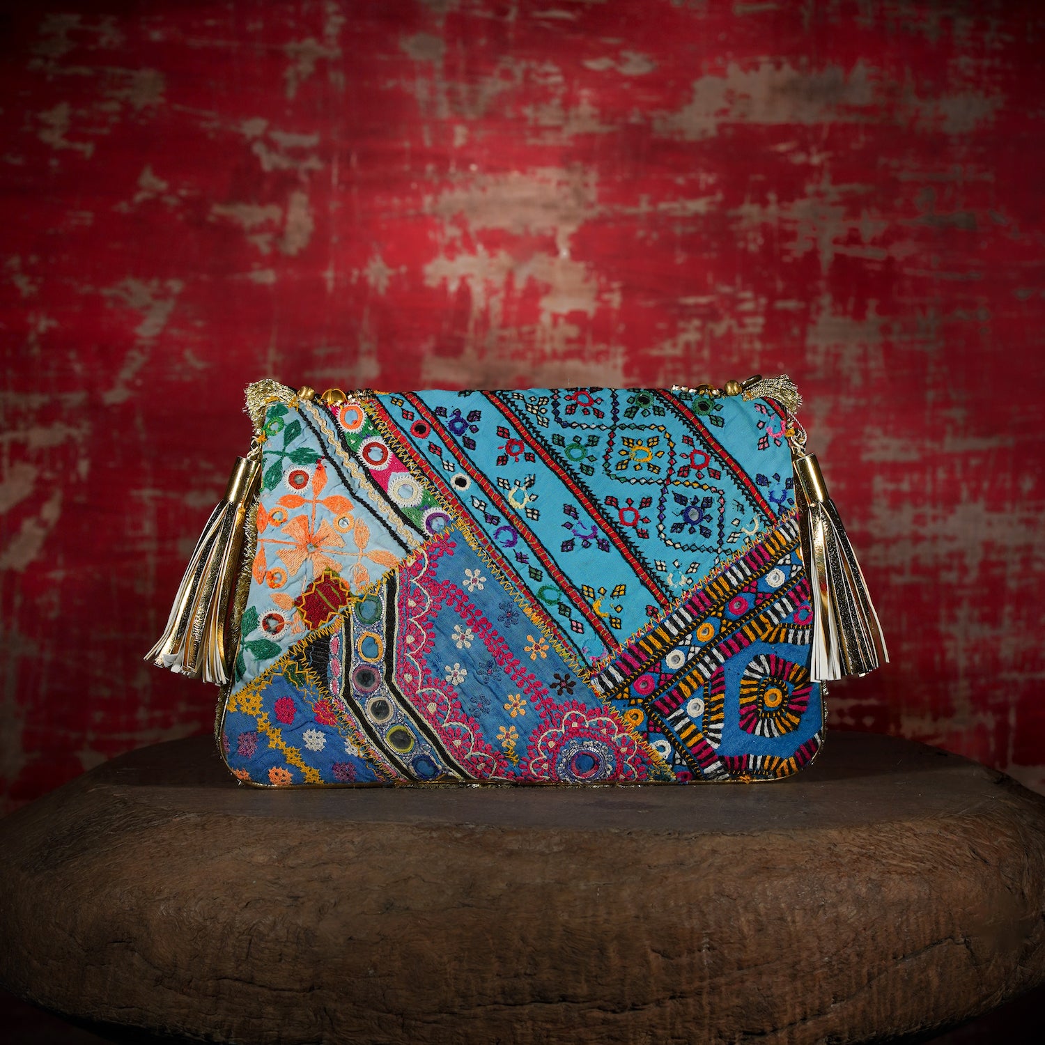 Gold Banjara Clutch 006