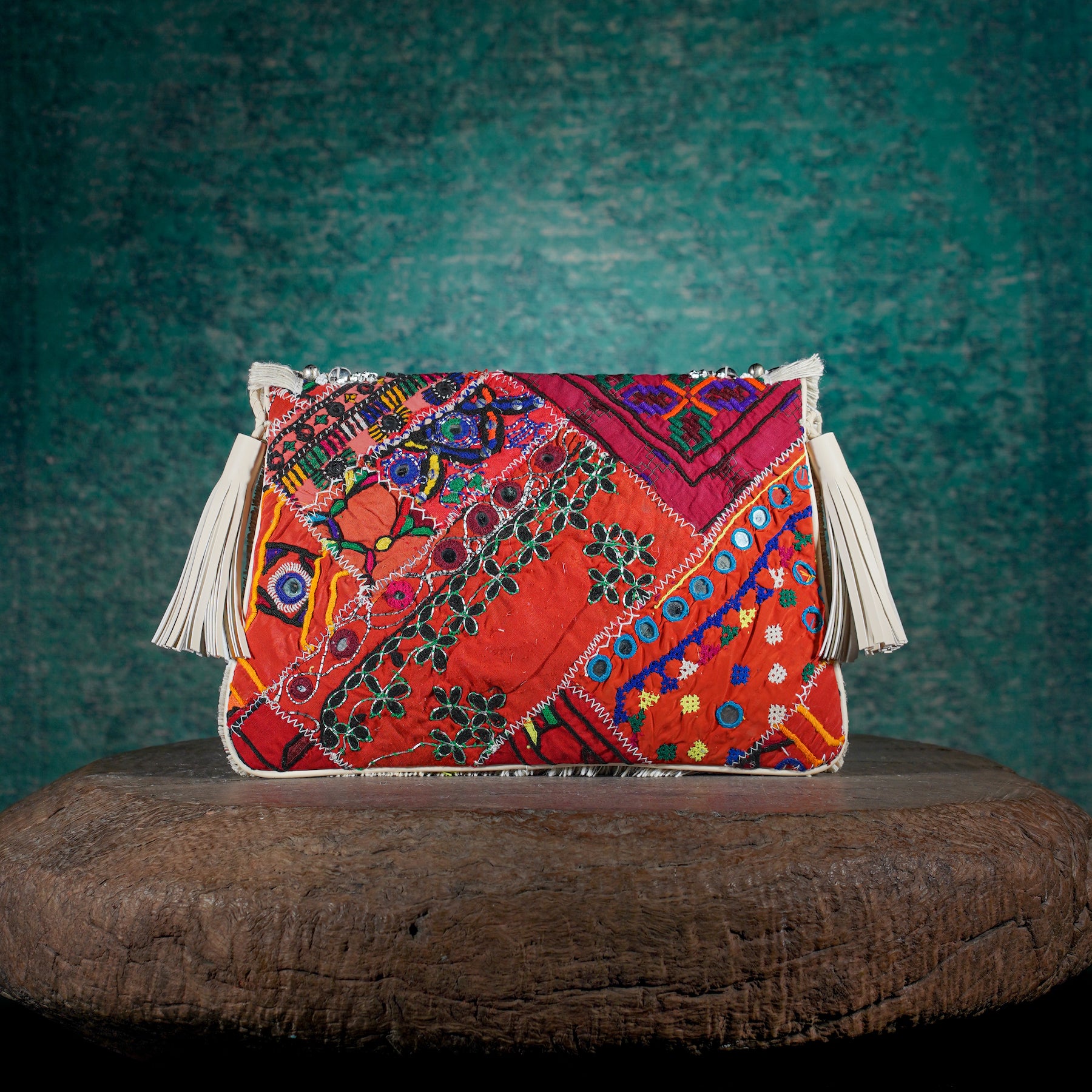 Off White Banjara Clutch 006