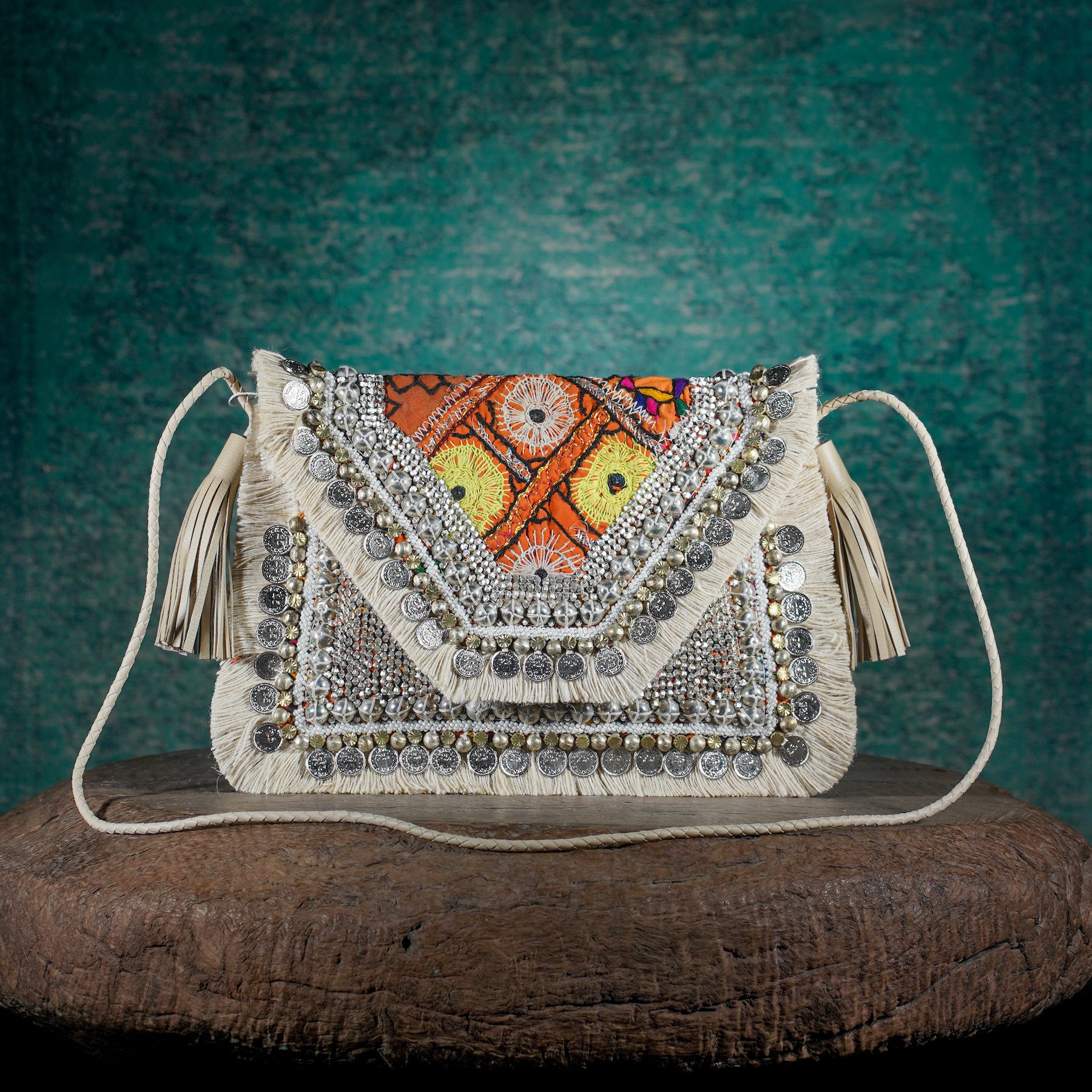 Off White Banjara Clutch 010
