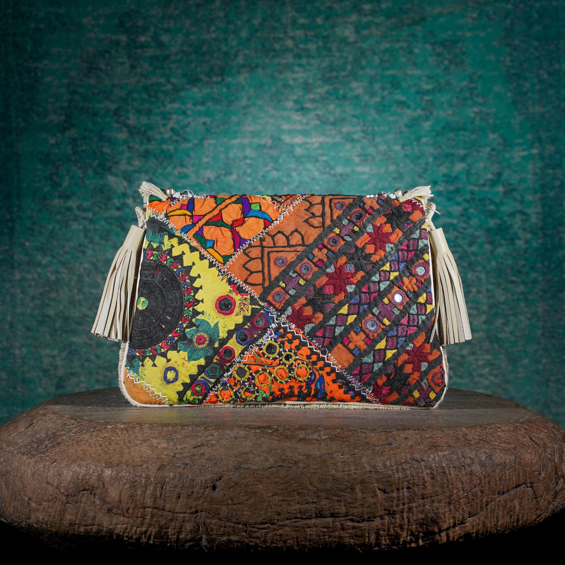 Off White Banjara Clutch 010