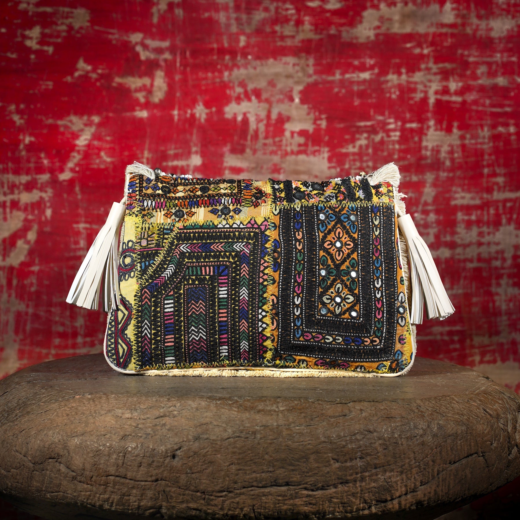 Off White Banjara Clutch 025