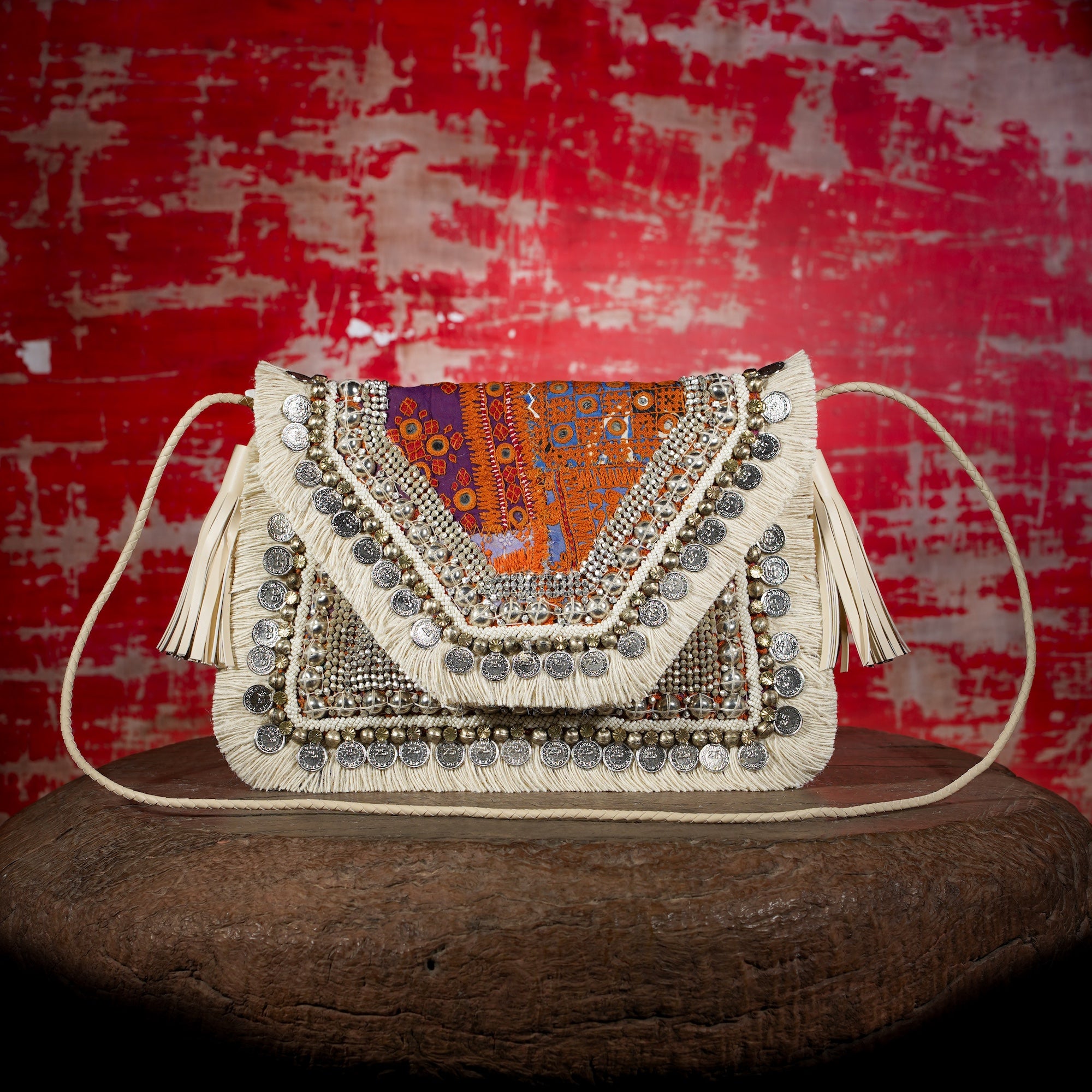 Off White Banjara Clutch 041