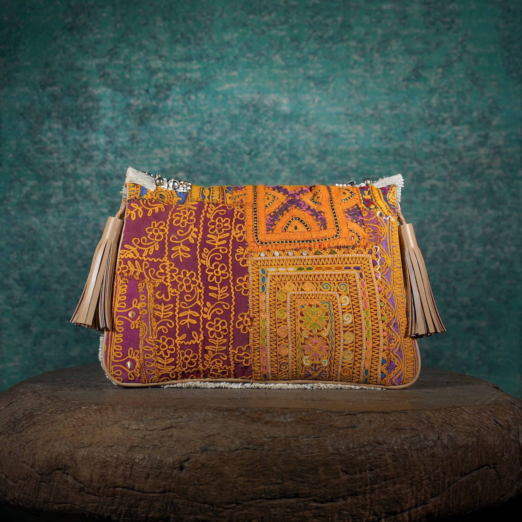 Off White-Tan Banjara Clutch 004