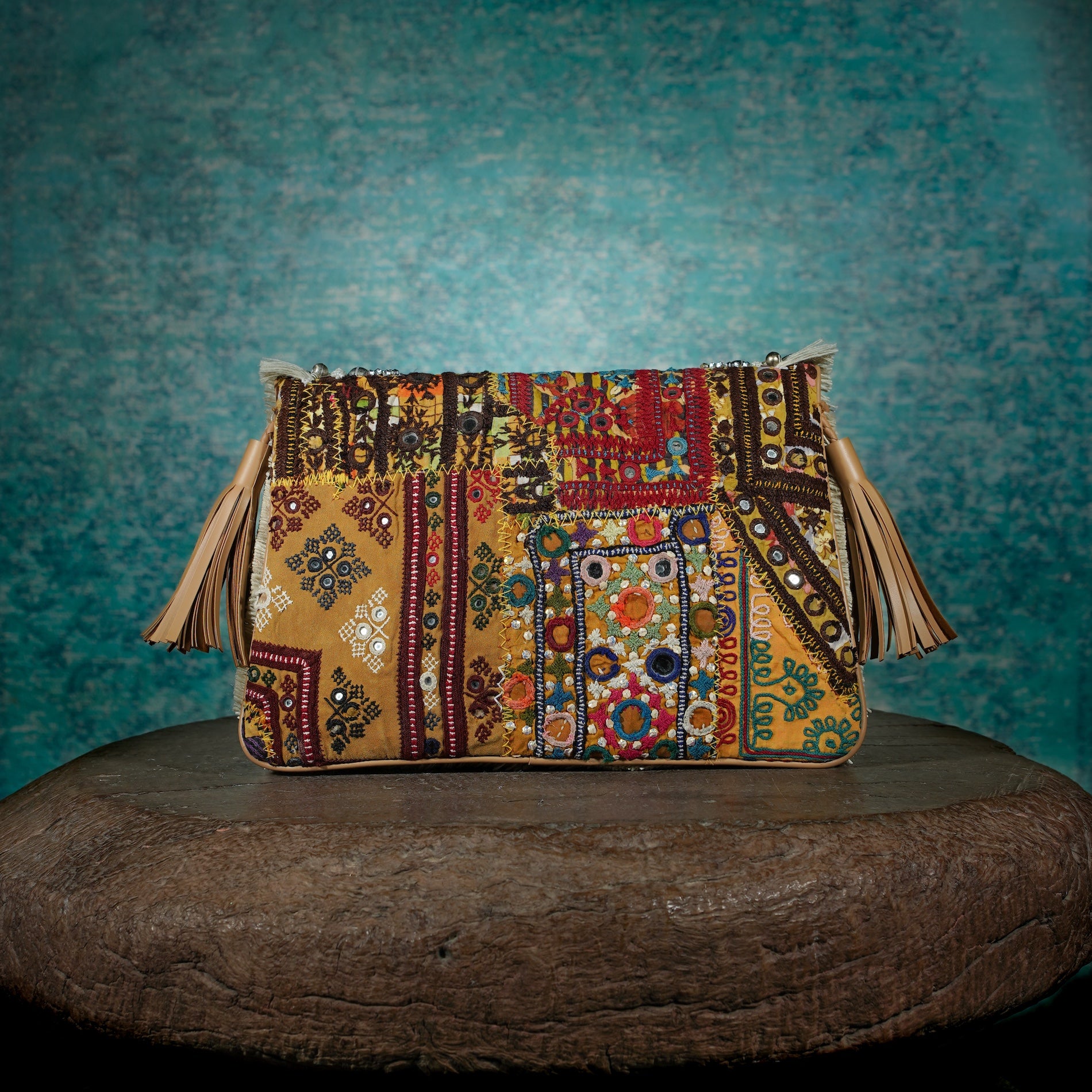 Off White-Tan Banjara Clutch 019