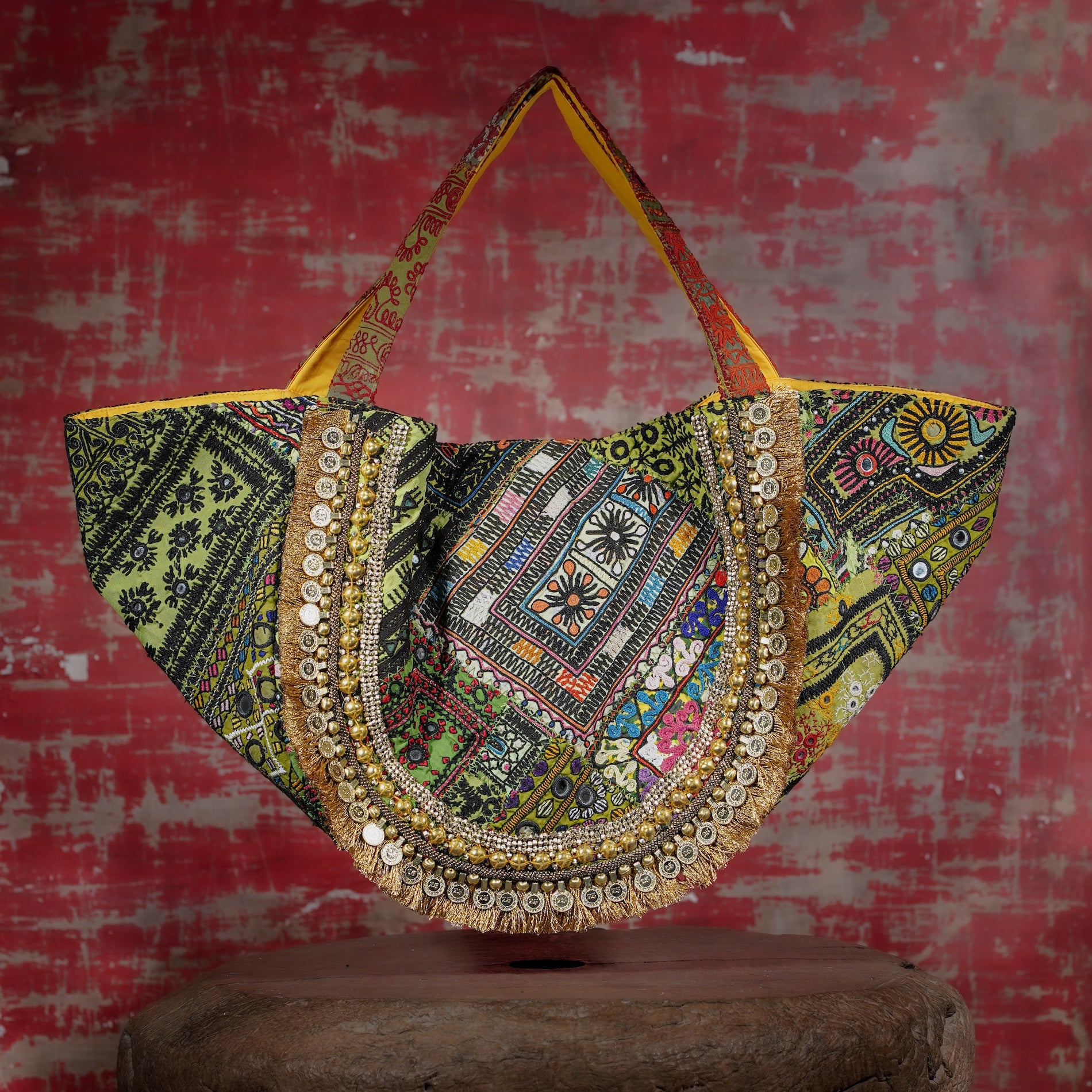 Gold Banjara Jhola 015