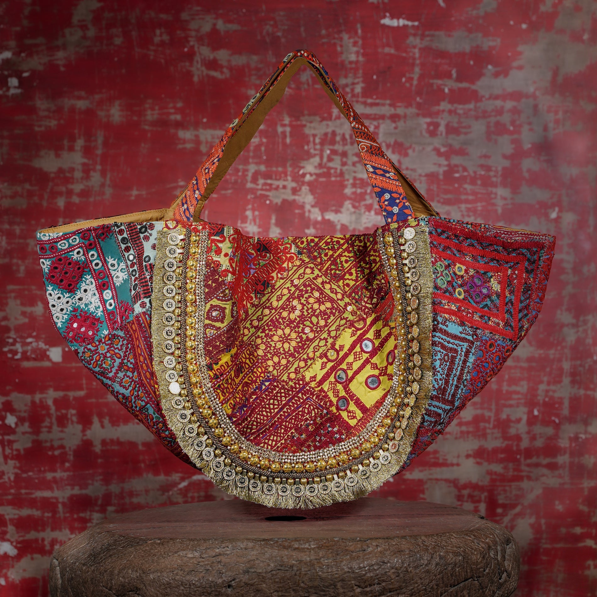 Gold Banjara Jhola 020