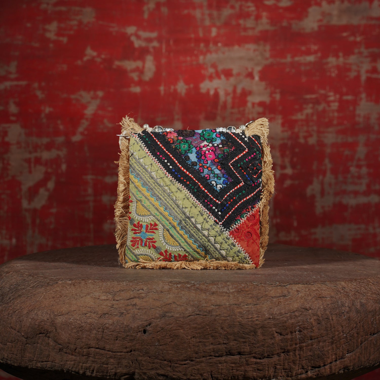Beige Banjara Minion Clutch 009