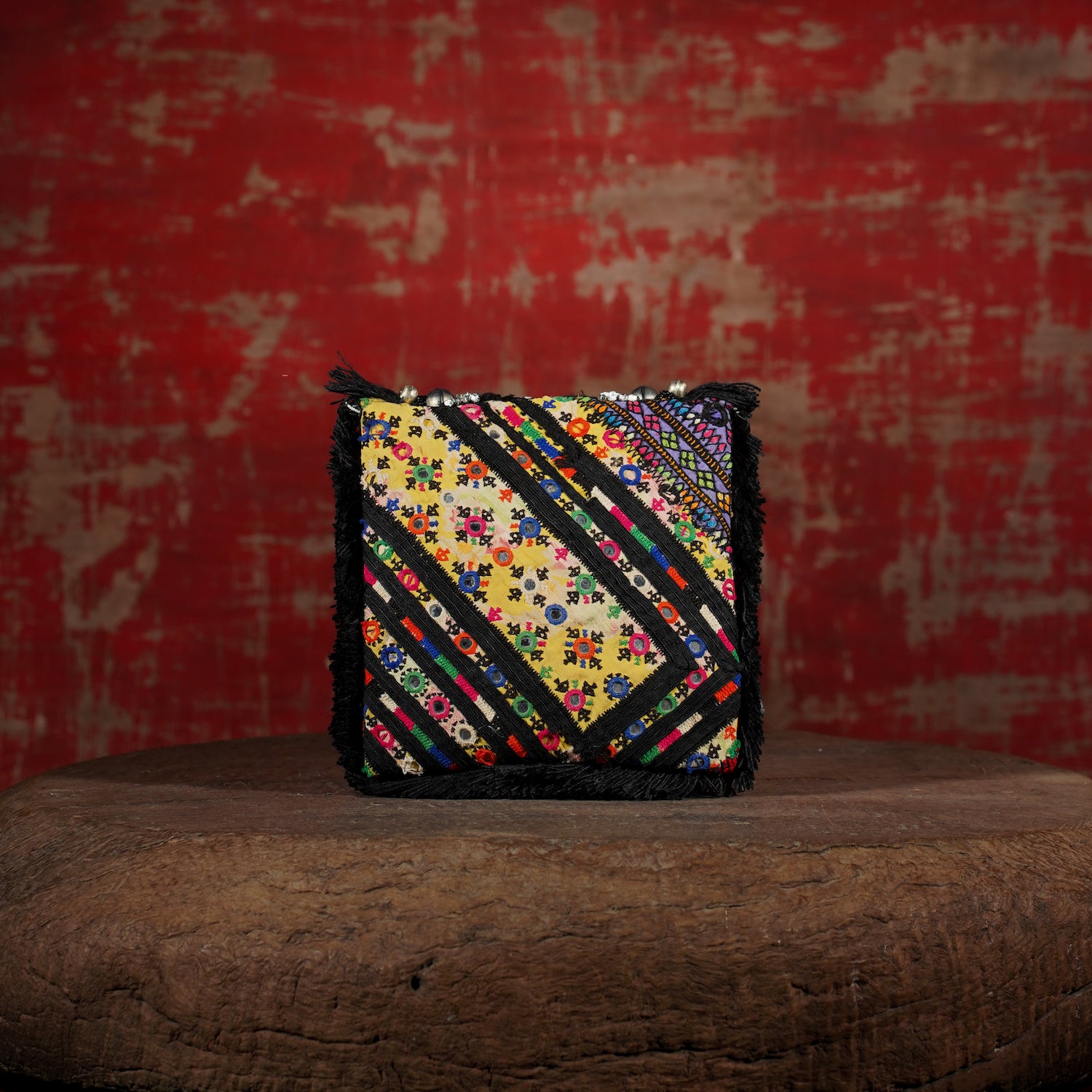 Black Banjara Minion Clutch 010