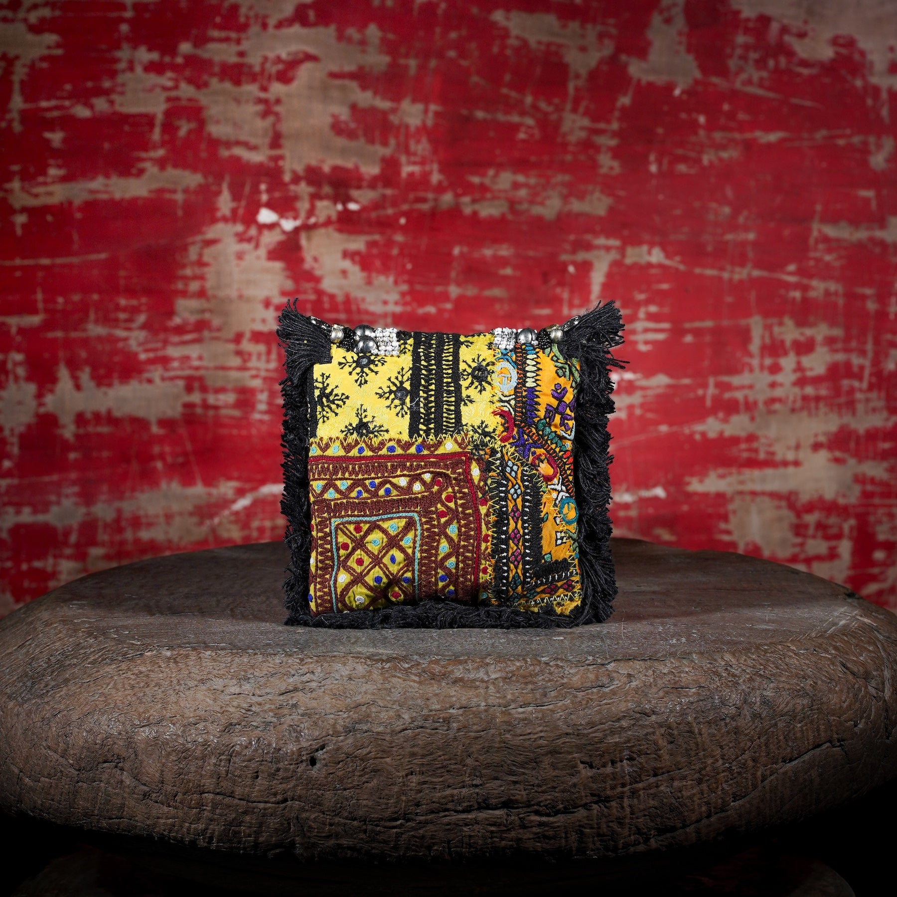 Black Banjara Minion Clutch 017