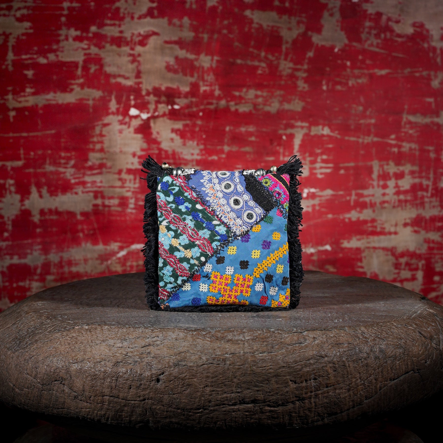 Black Banjara Minion Clutch 018