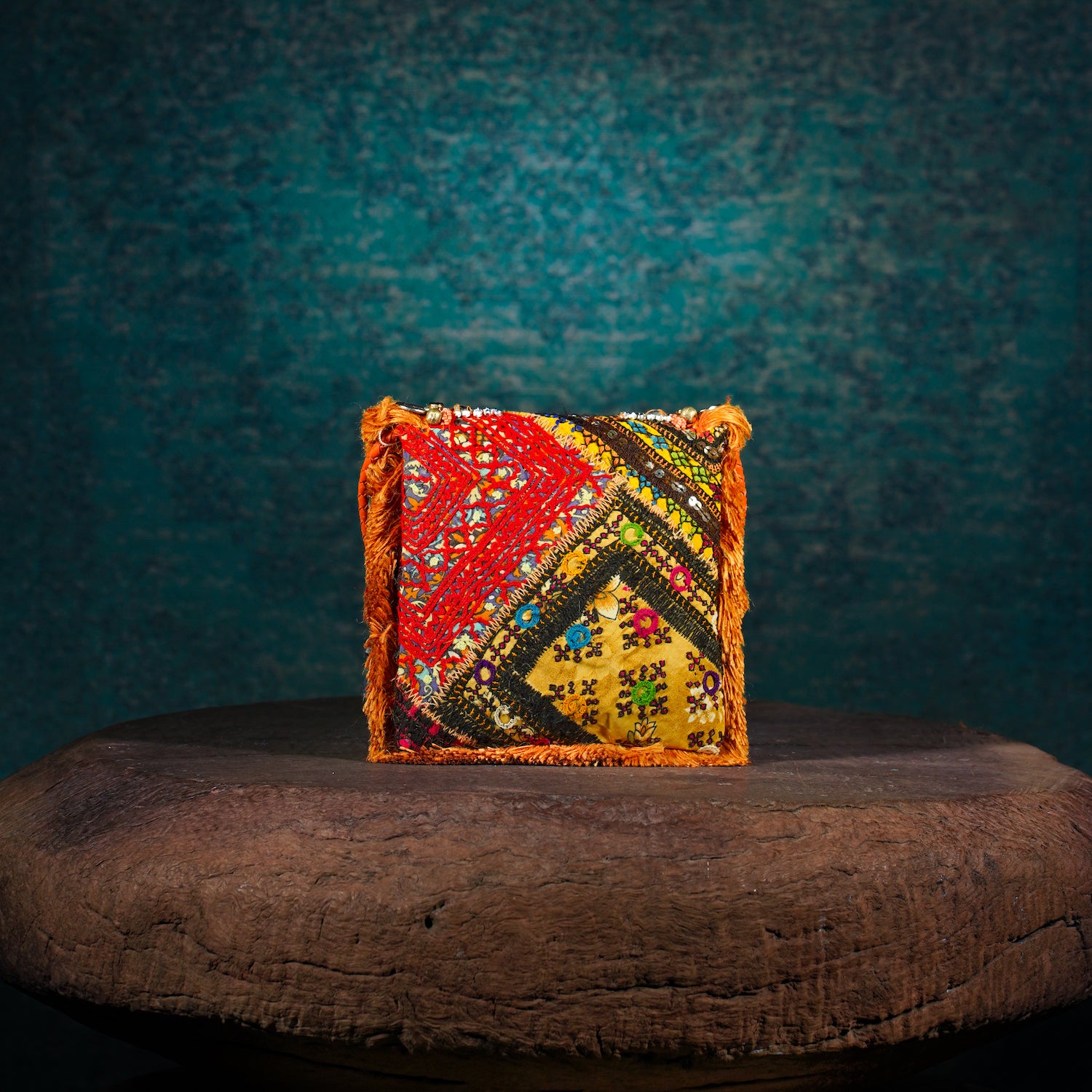 Coral Banjara Minion Clutch 007