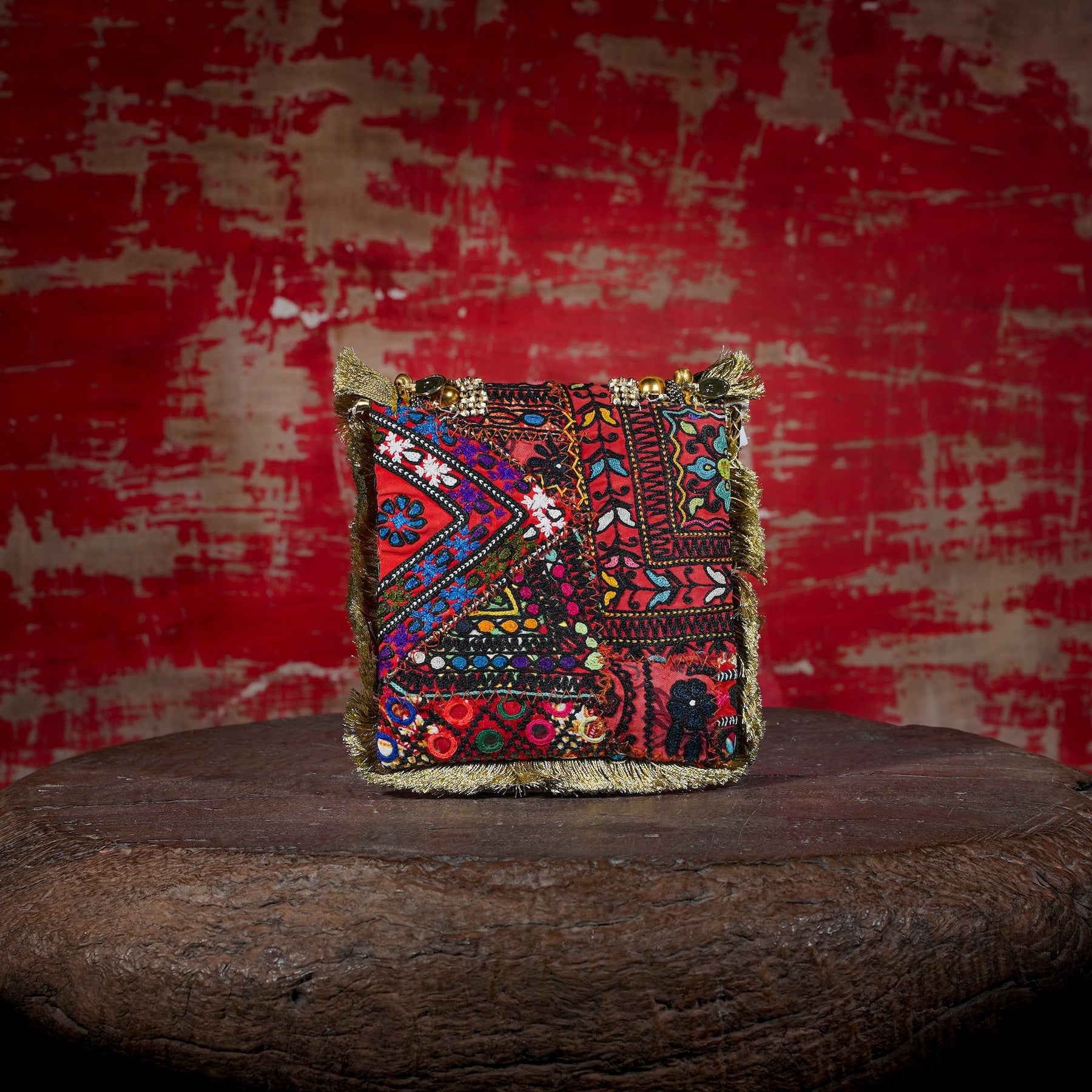 Gold Banjara Minion Clutch 020