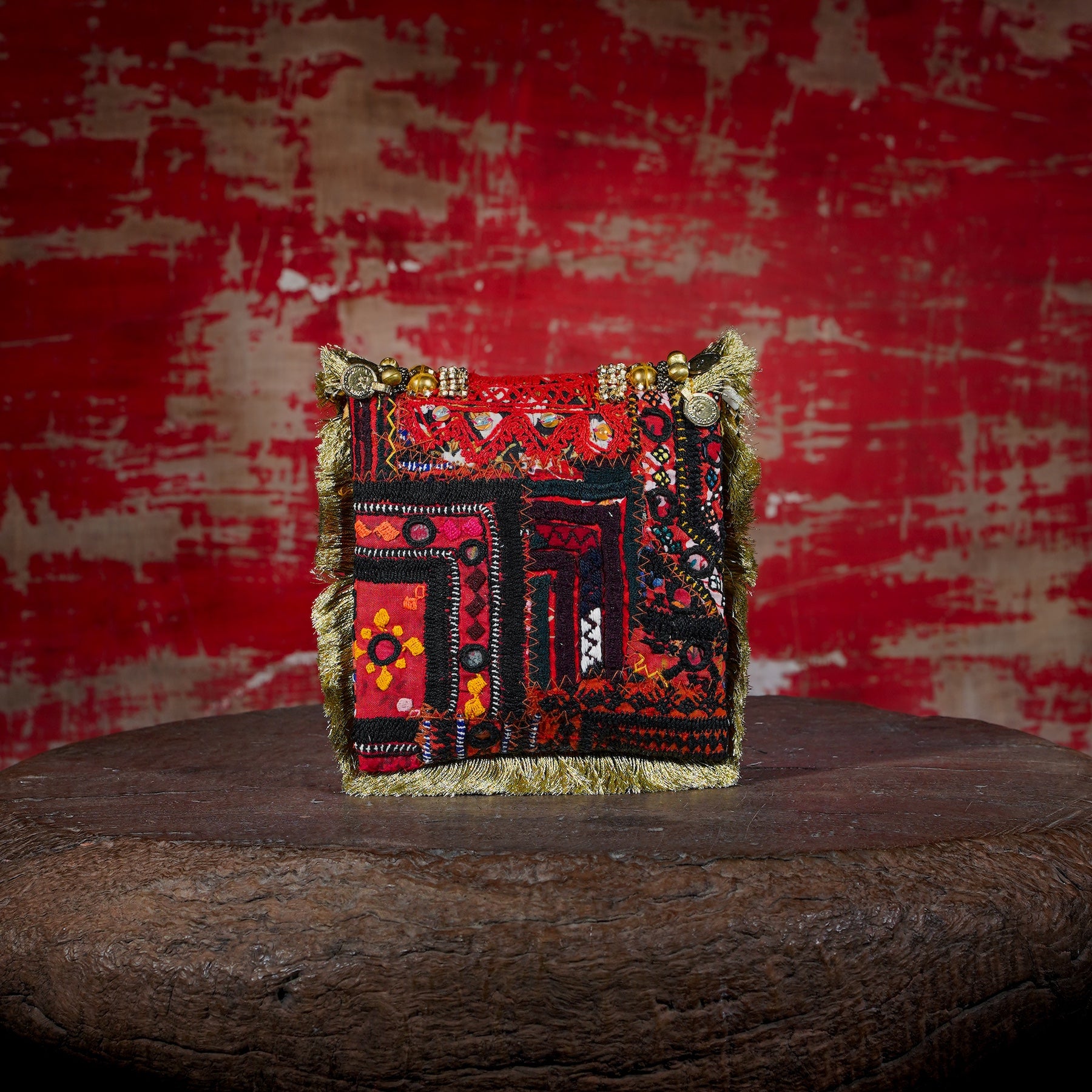 Gold Banjara Minion Clutch 023