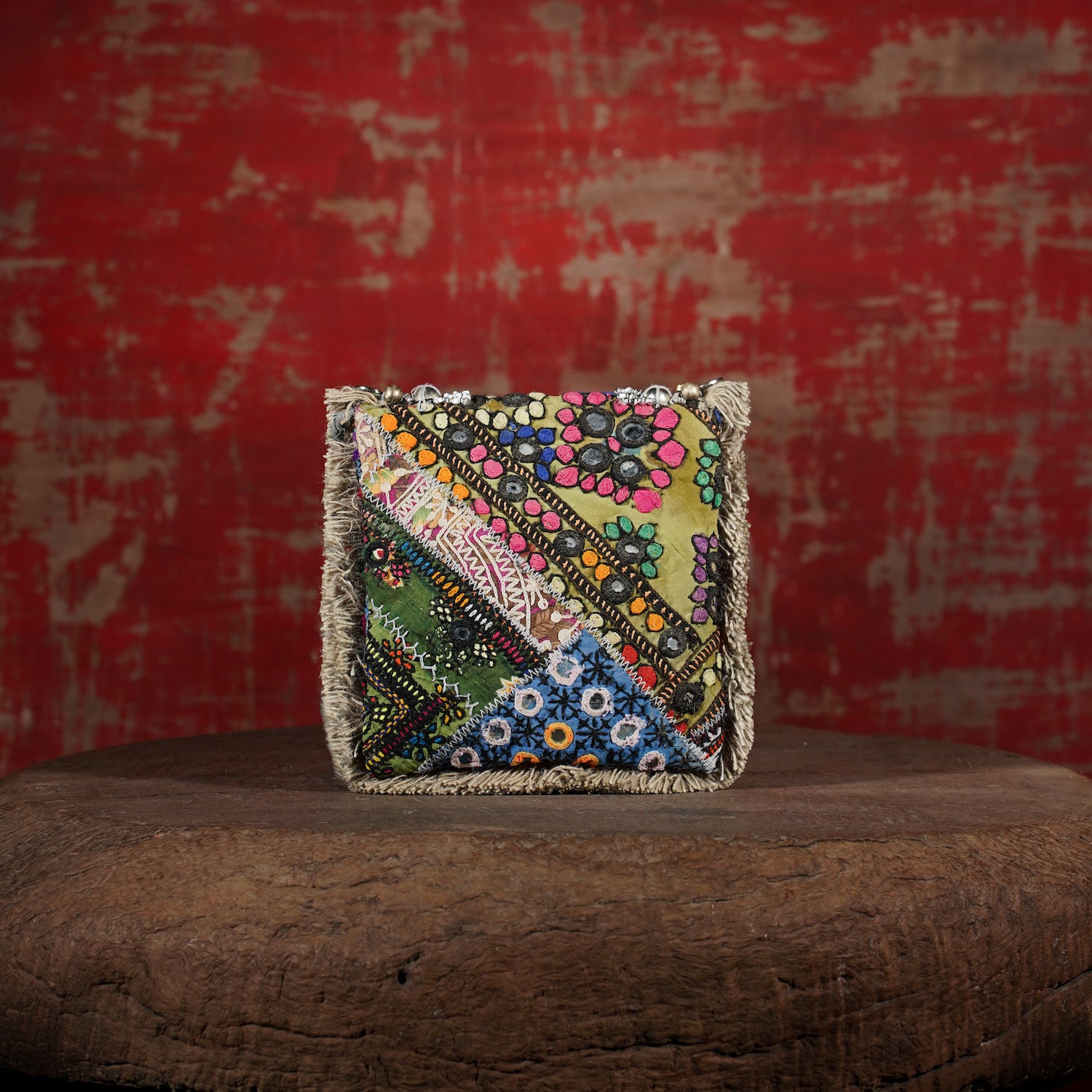 Light Grey Banjara Minion Clutch 010