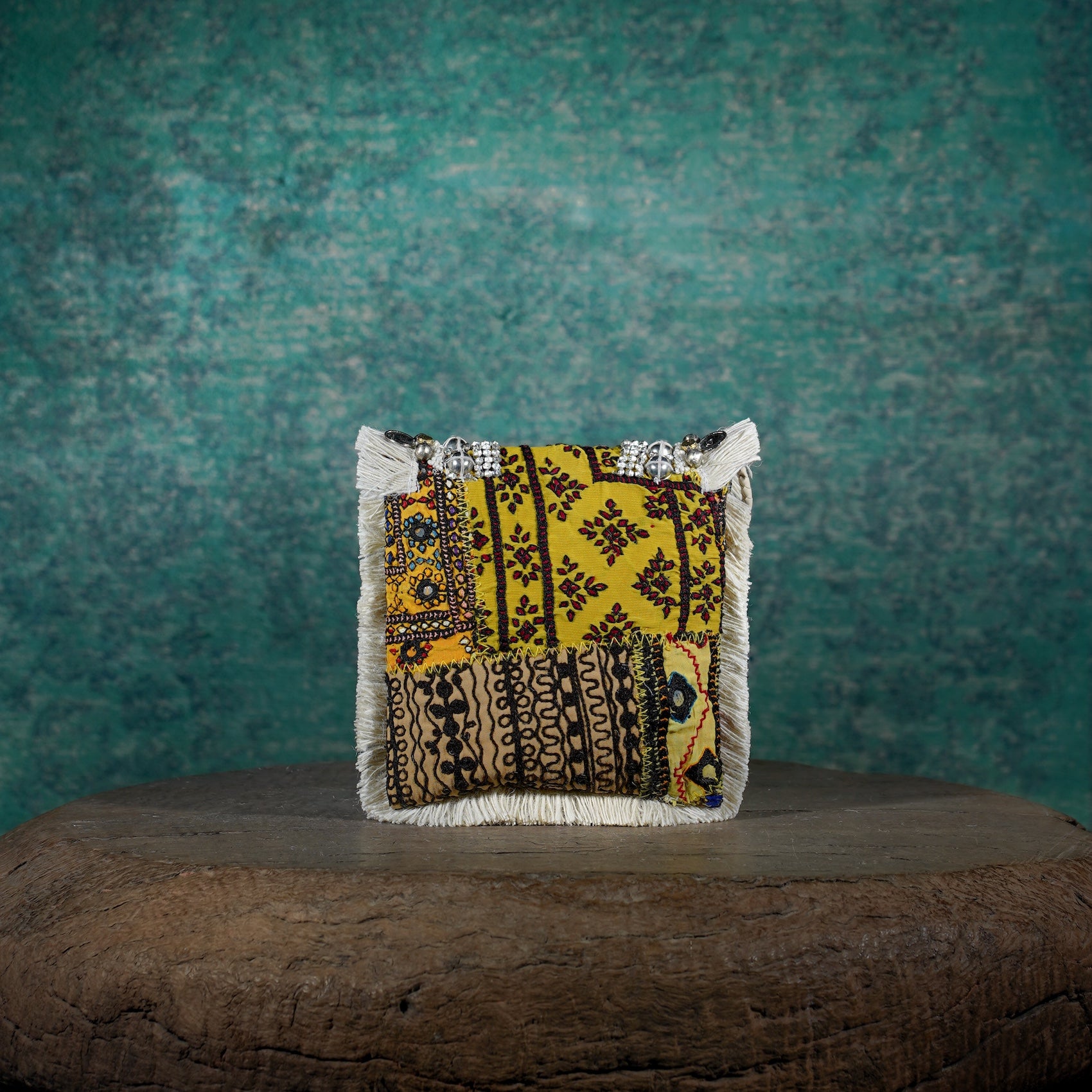 Off White Banjara Minion Clutch 017