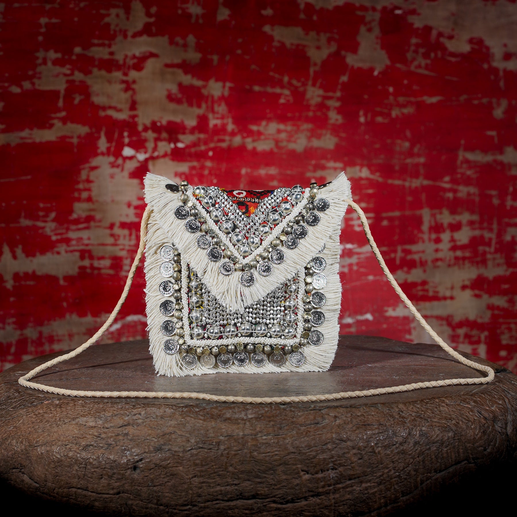 Off White Banjara Minion Clutch 023