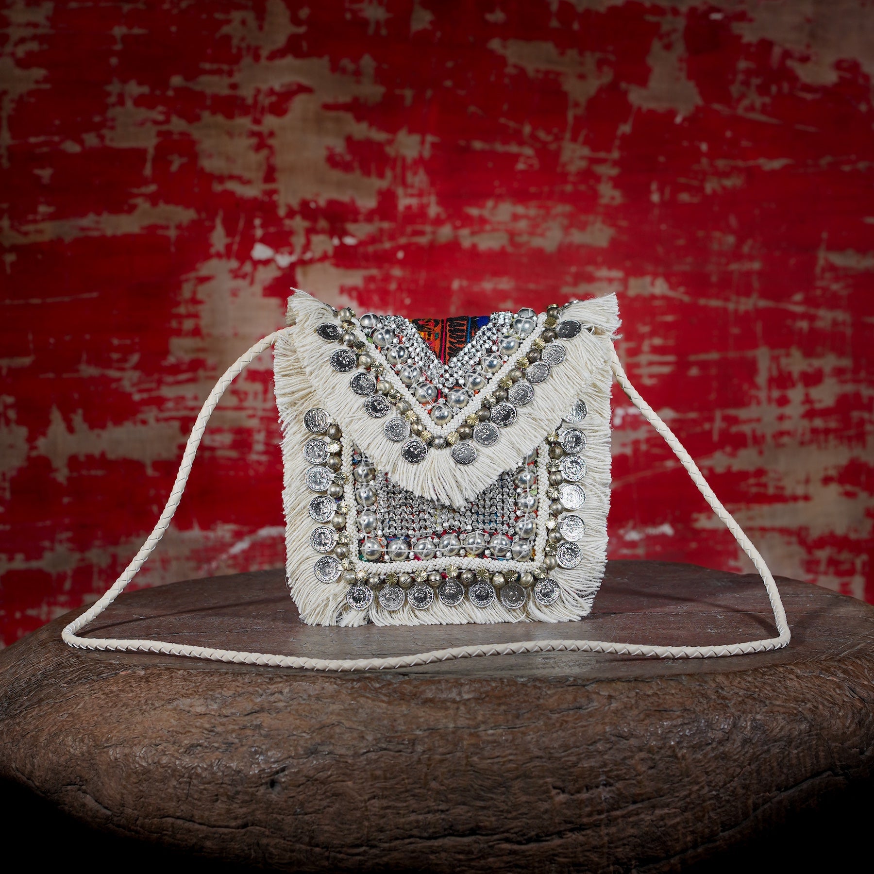 Off White Banjara Minion Clutch 026