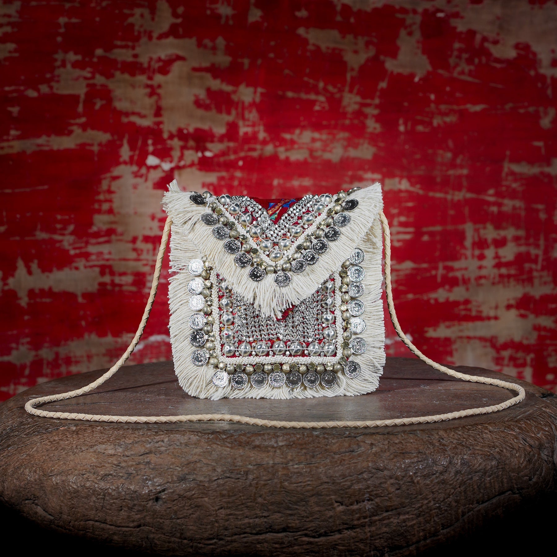 Off White Banjara Minion Clutch 027