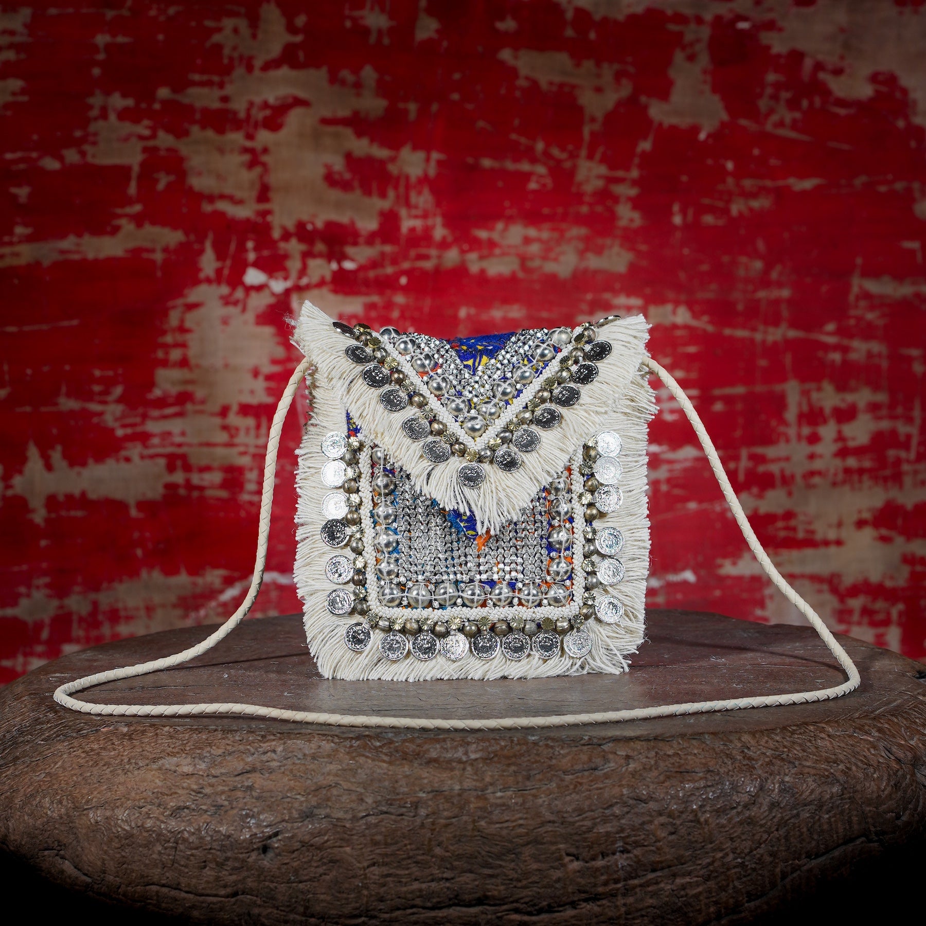 Off White Banjara Minion Clutch 028