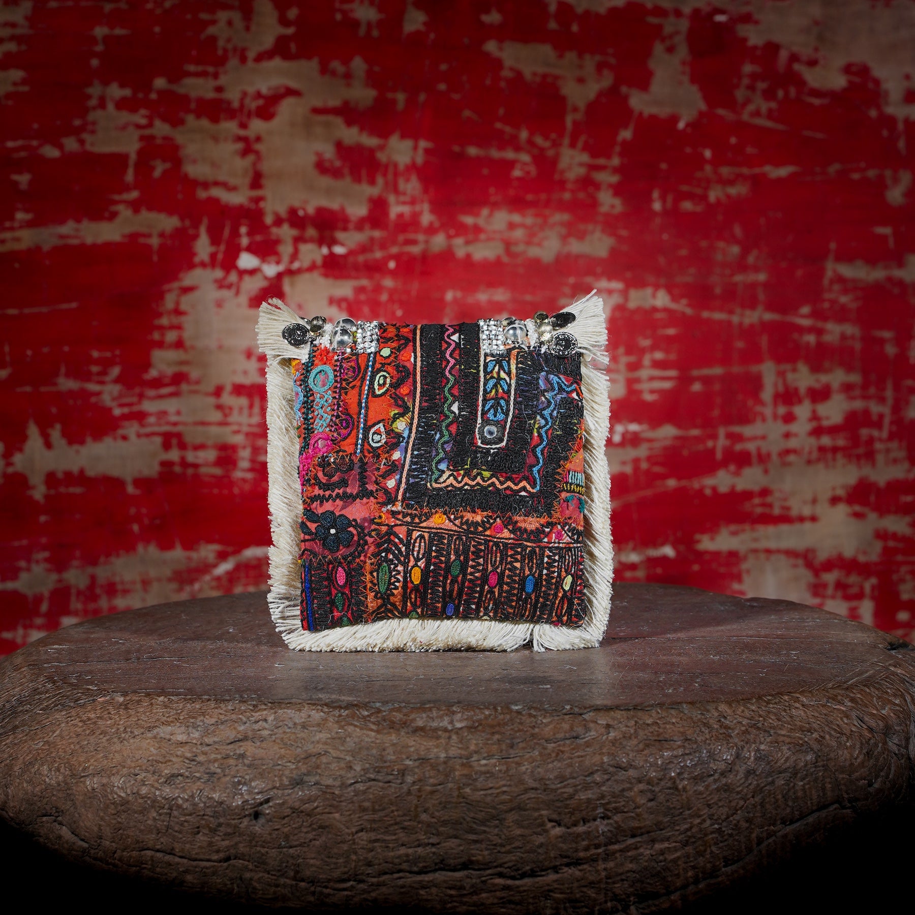 Off White Banjara Minion Clutch 032