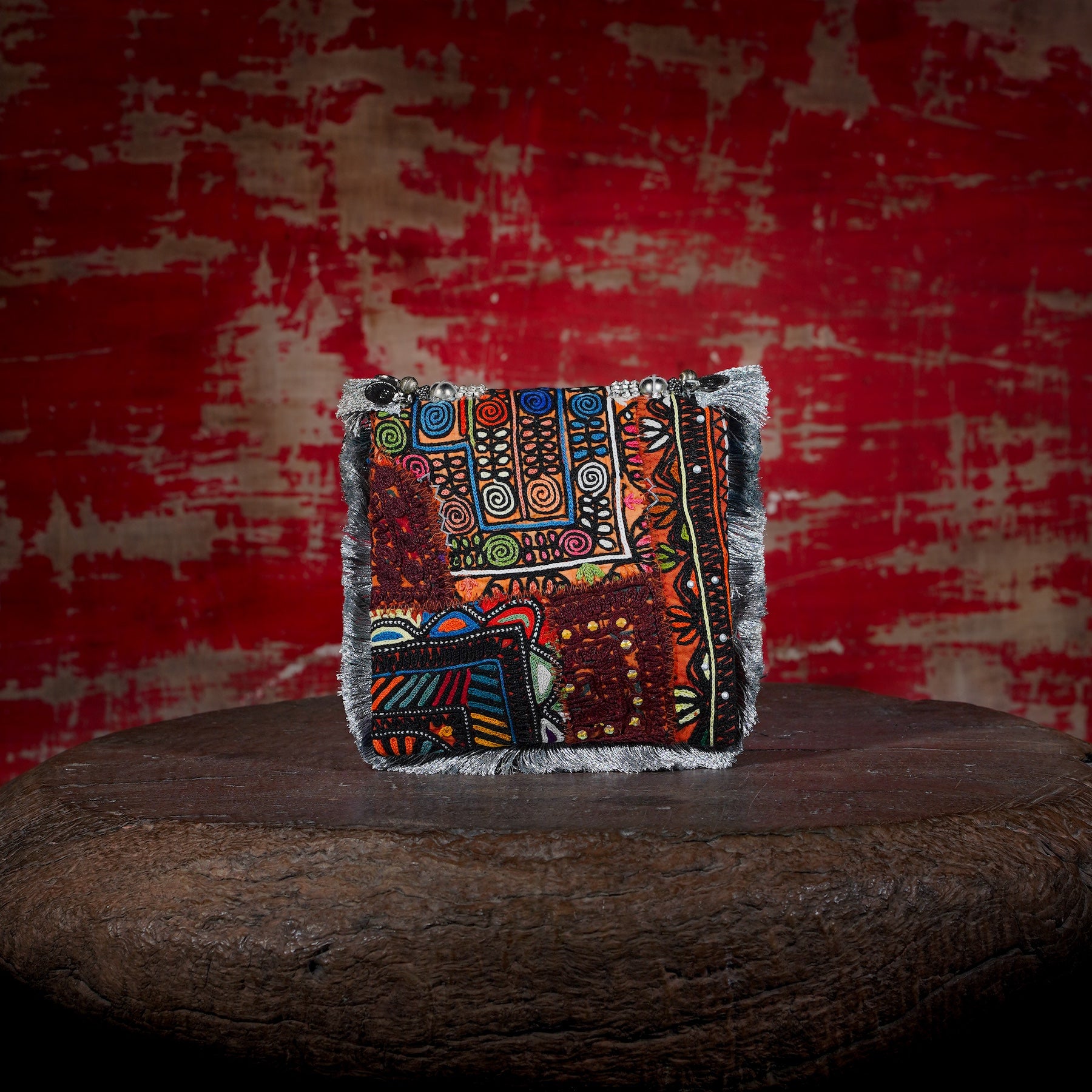 Silver Banjara Minion Clutch 028