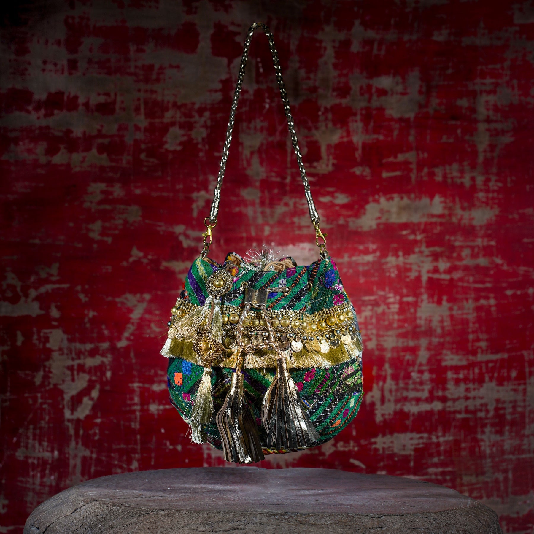 Gold Banjara Potli 019