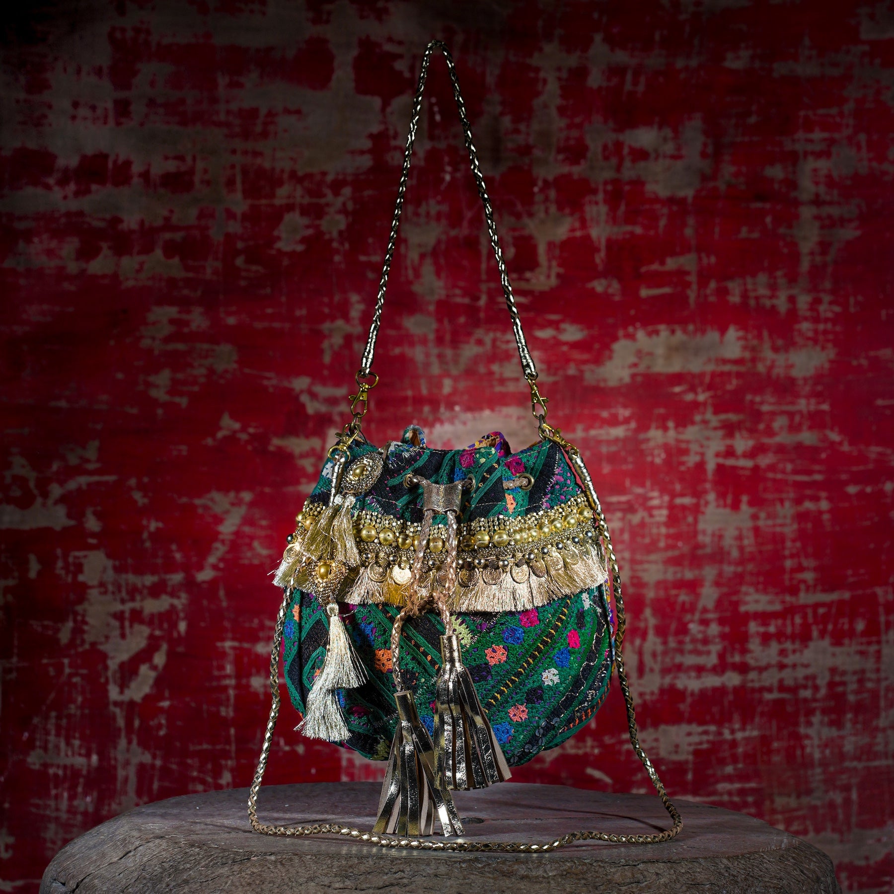 Gold Banjara Potli 024