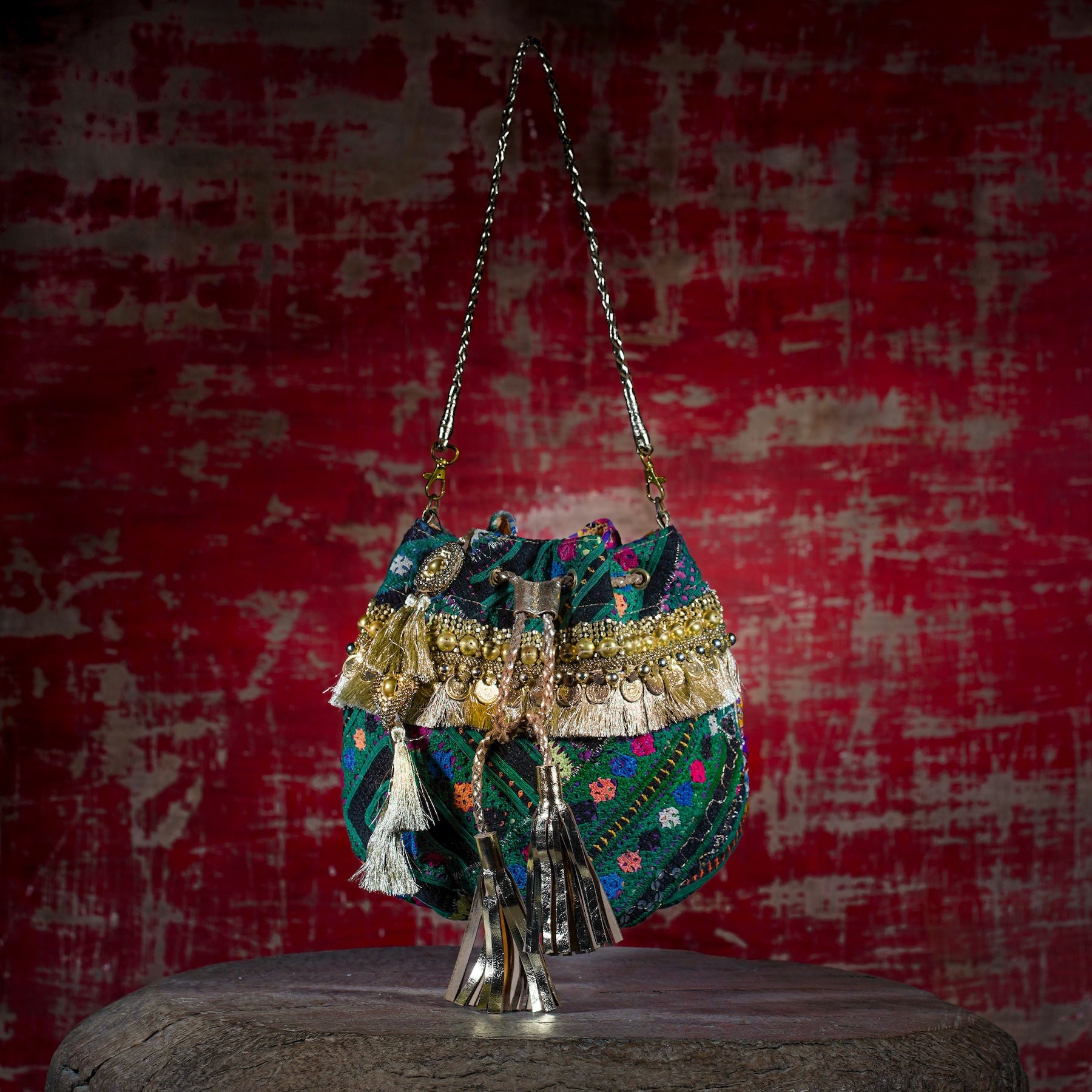 Gold Banjara Potli 024