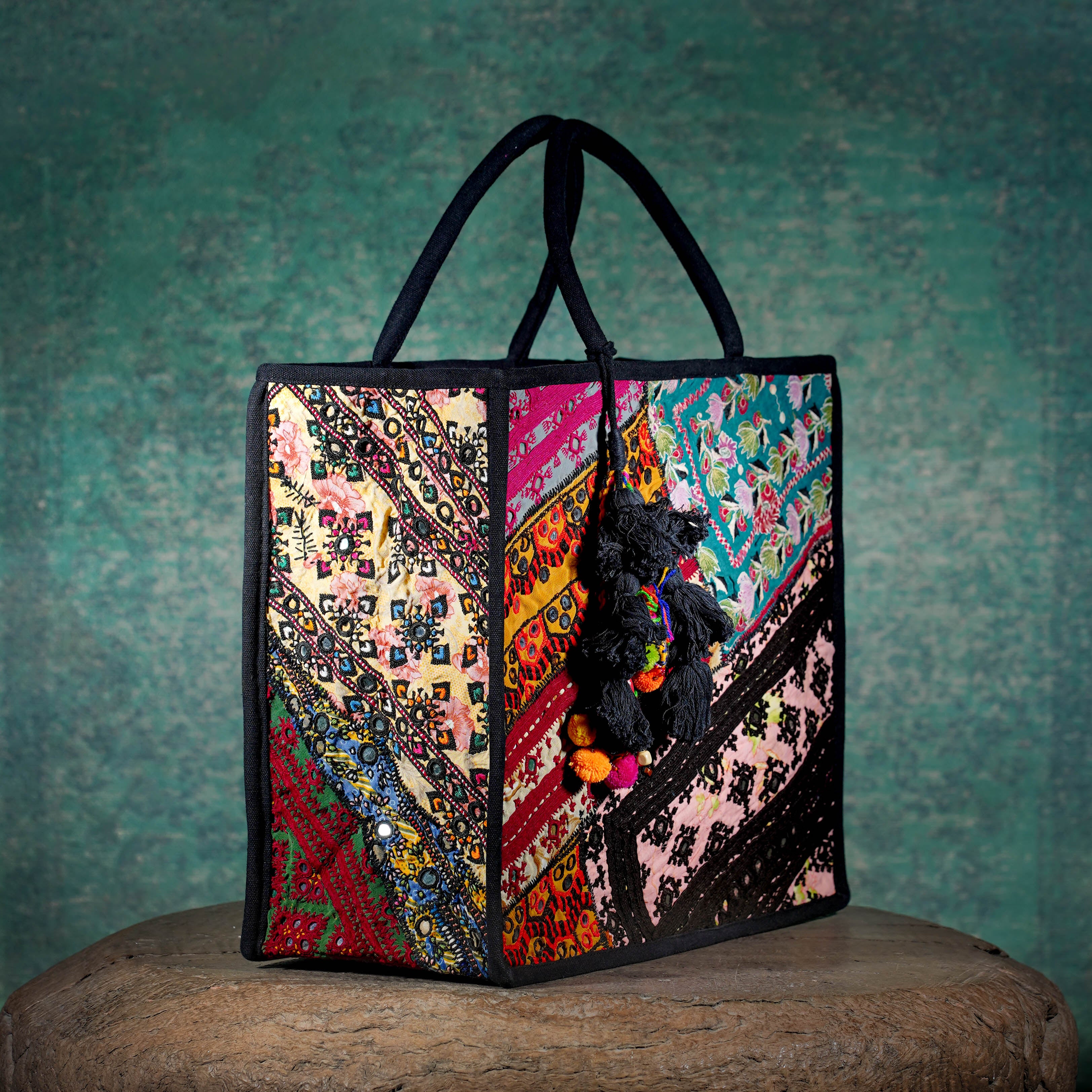 Black Banjara Shopper (Large) 003