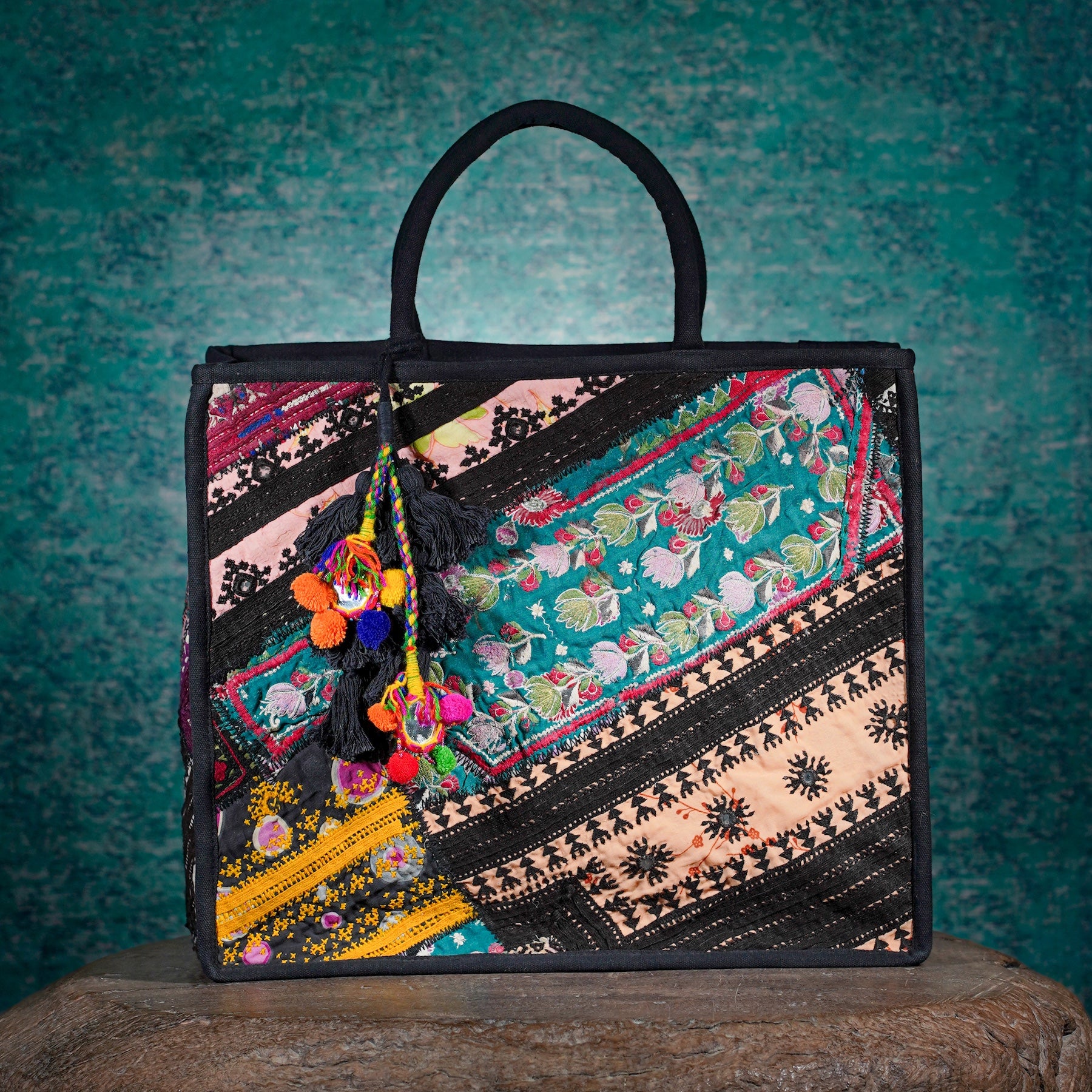 Black Banjara Shopper (Large) 007