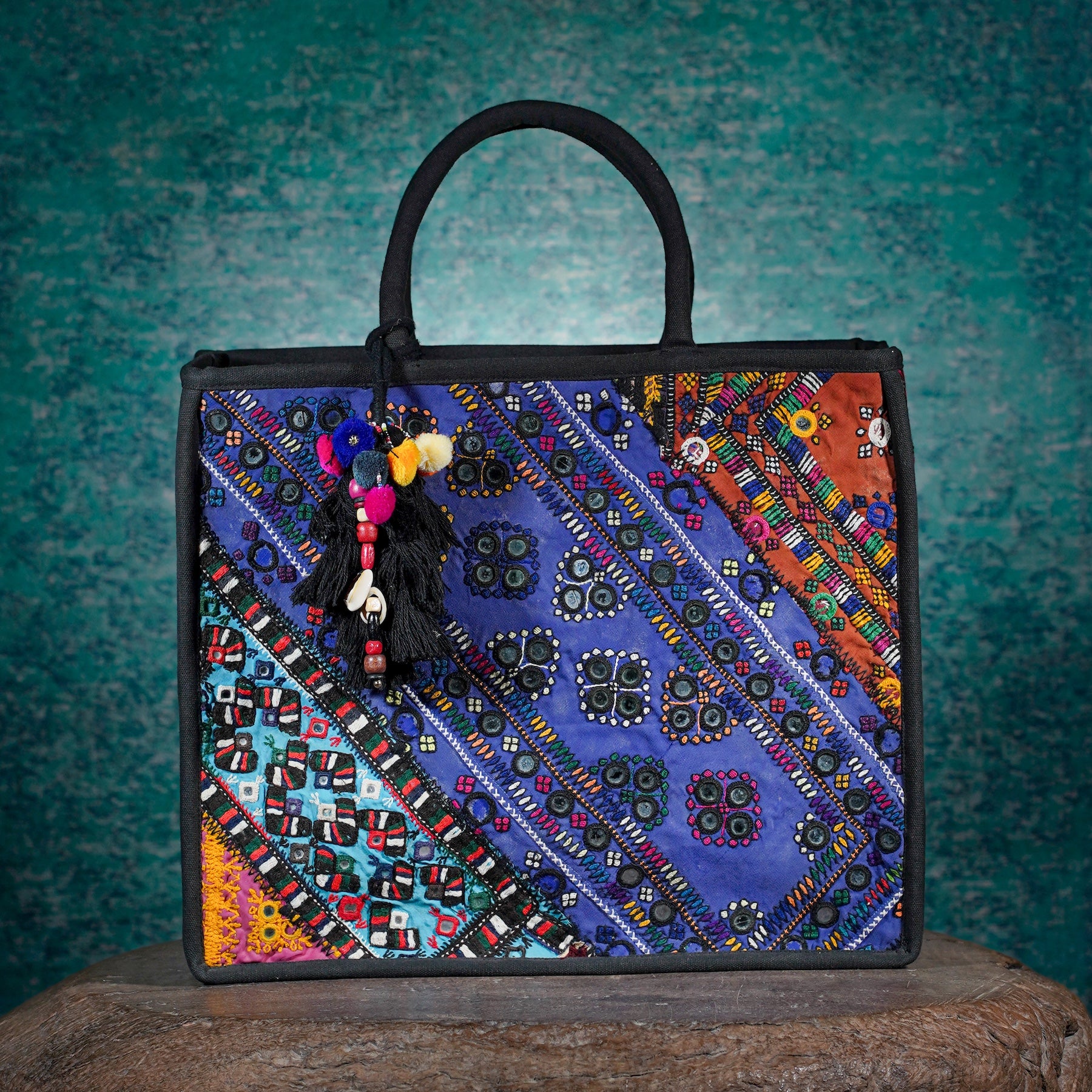 Black Banjara Shopper (Large) 008