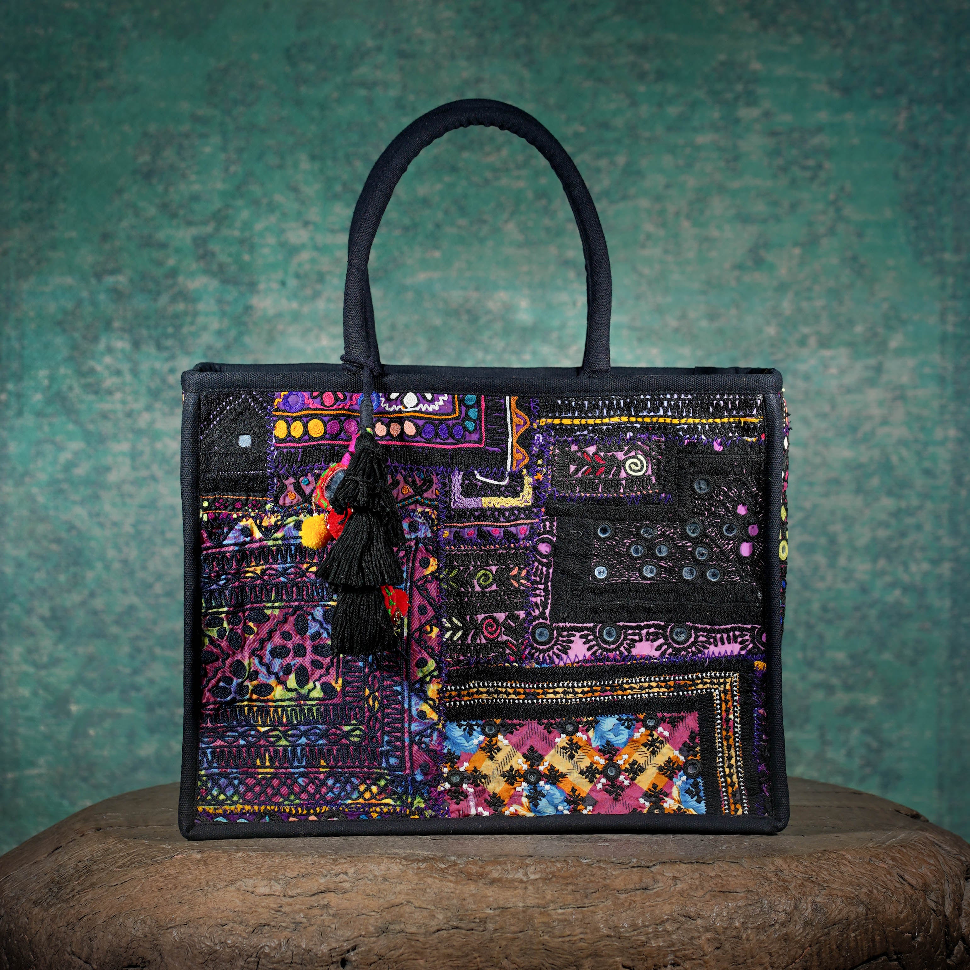 Black Banjara Shopper (Small) 002