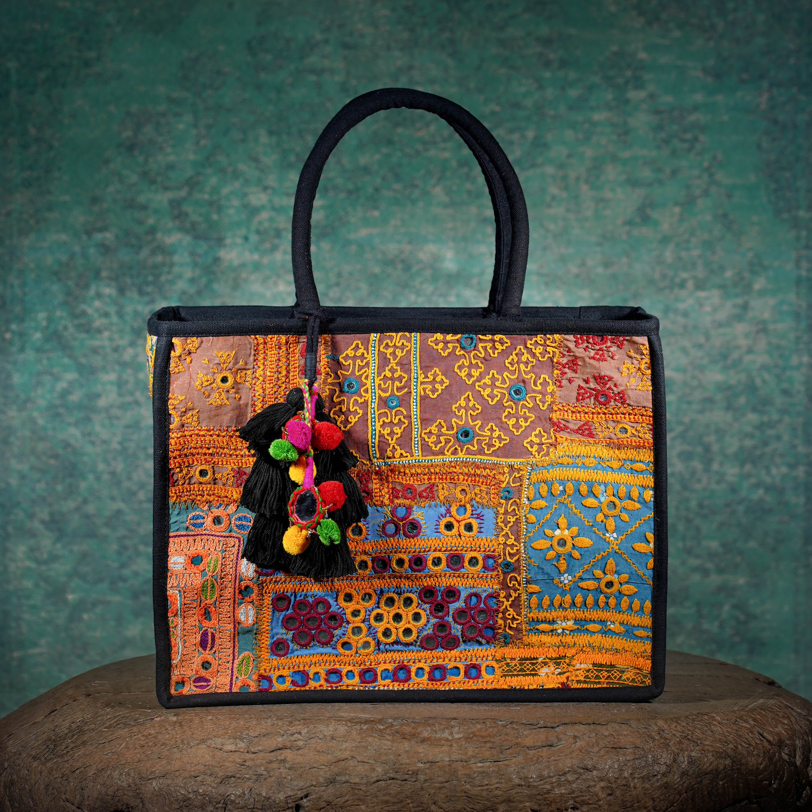 Black Banjara Shopper (Small) 003