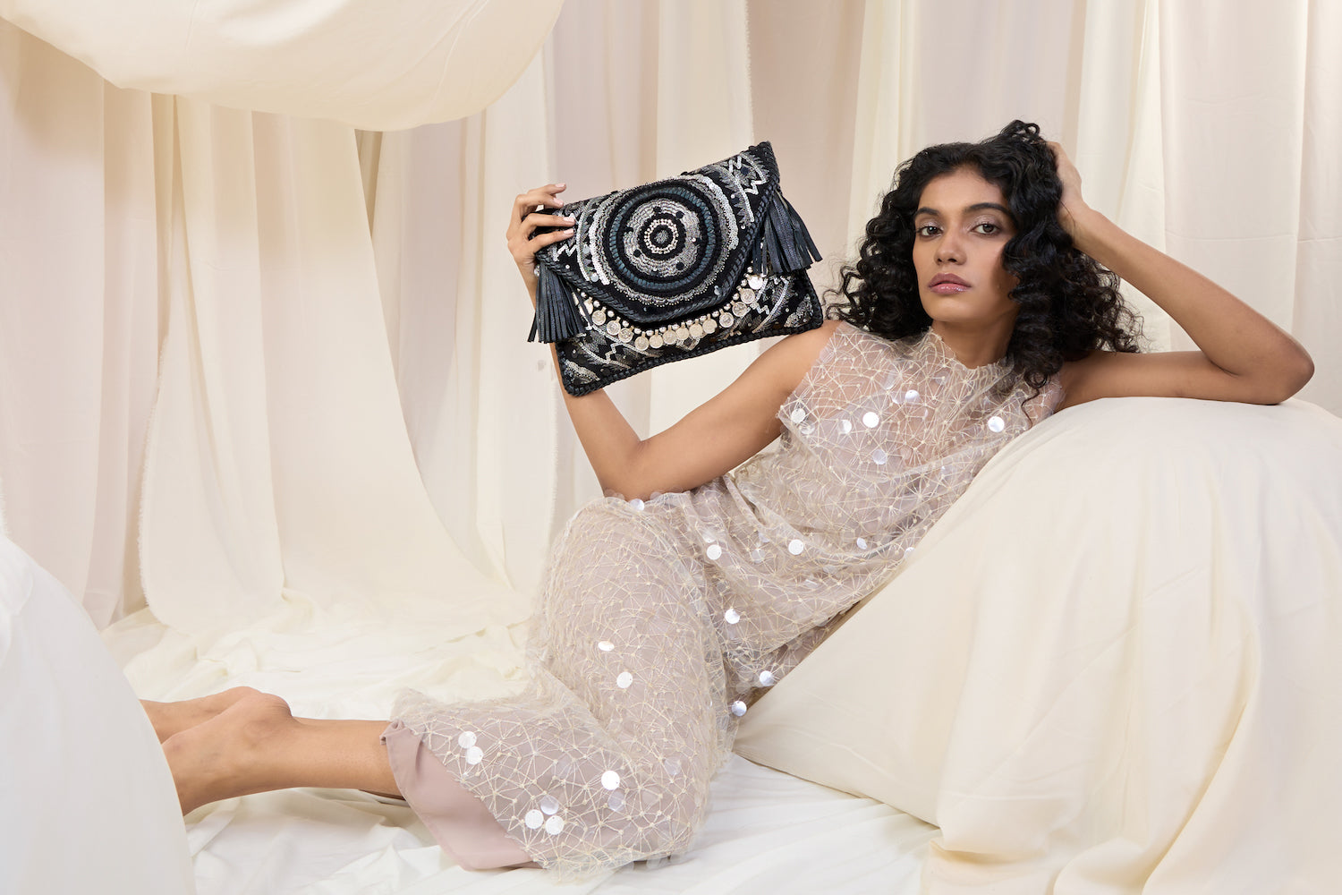 Cotri Clutch - Black