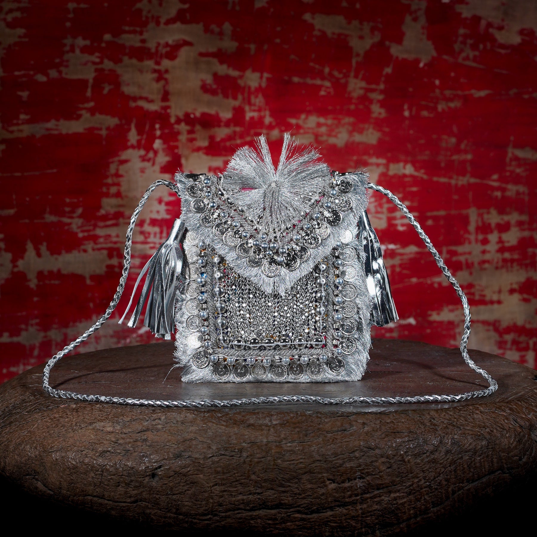 Silver Festive Minion Clutch 012