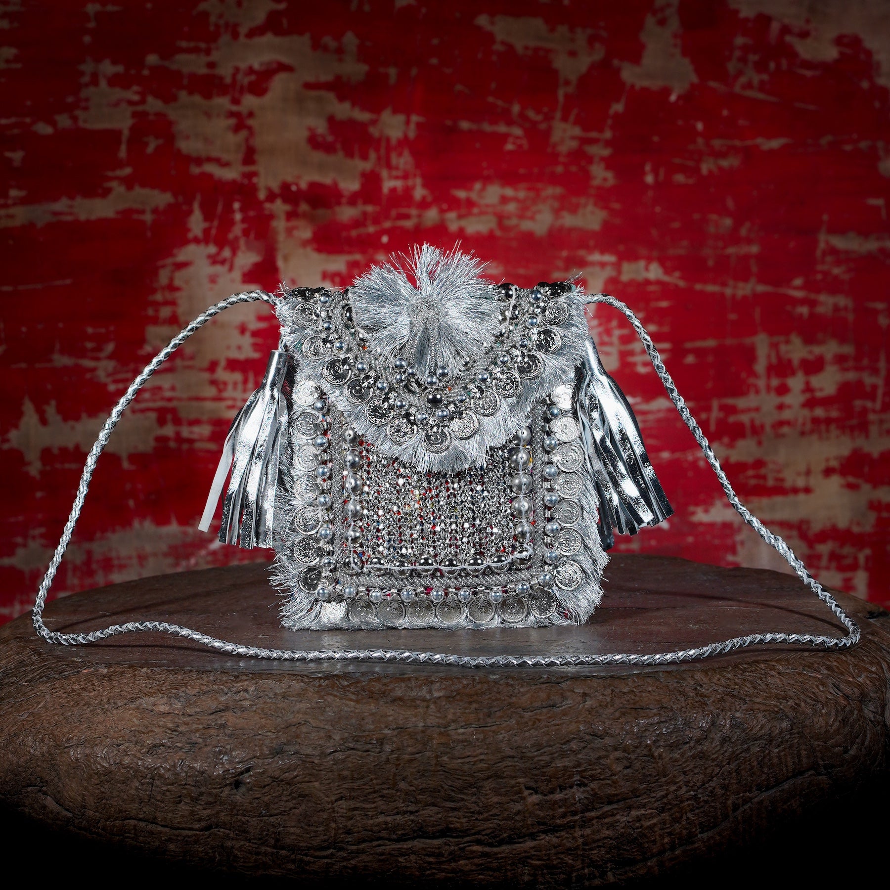 Silver Festive Minion Clutch 014