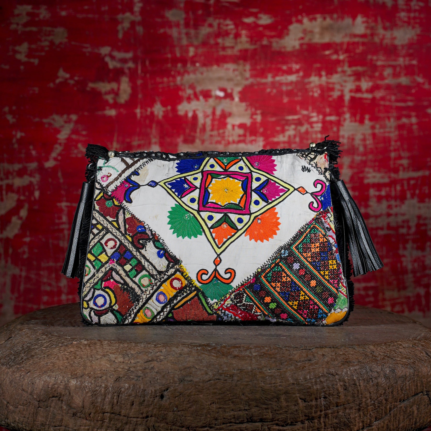 Black Hichki Clutch 006
