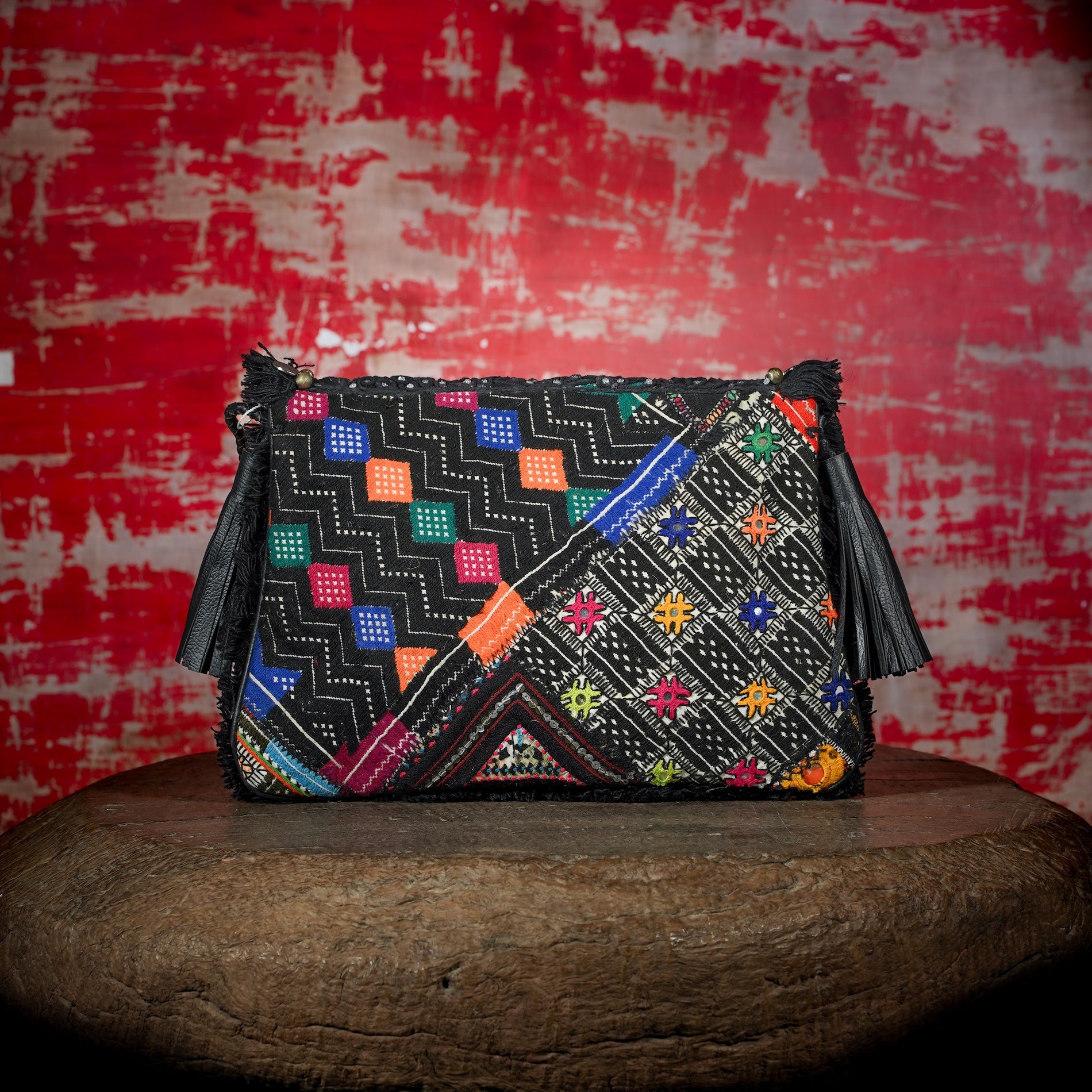 Black Hichki Clutch 021