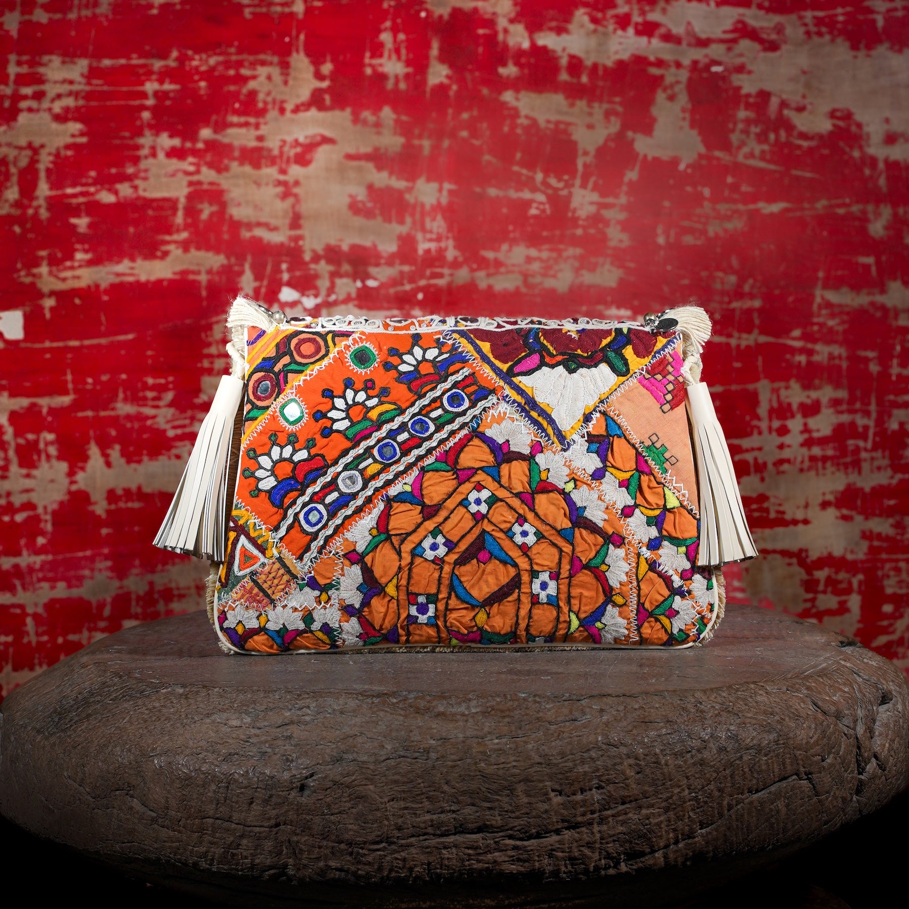 Off White Hichki Clutch 024