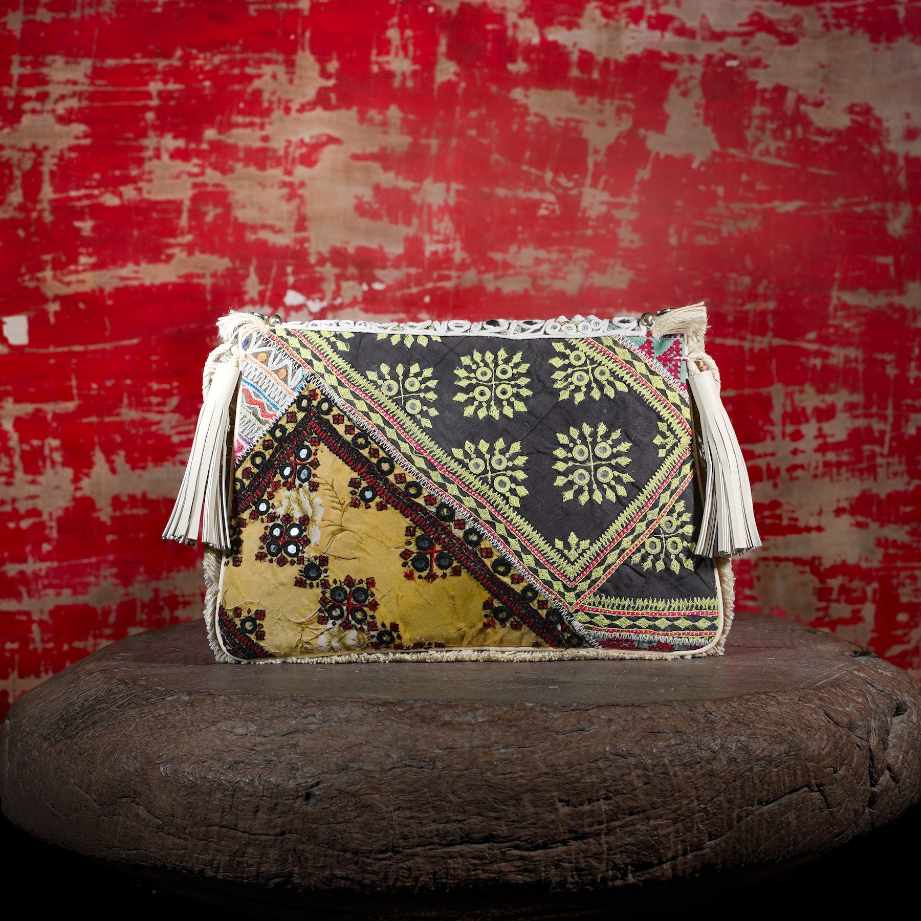Off White Hichki Clutch 025