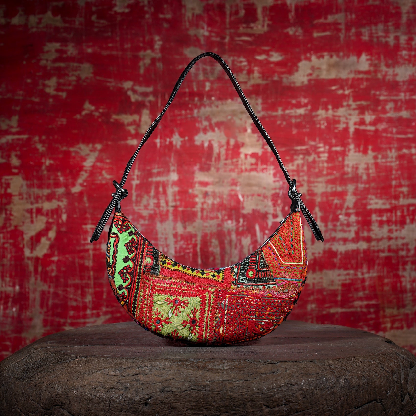 Black Hichki Crescent Bag 004