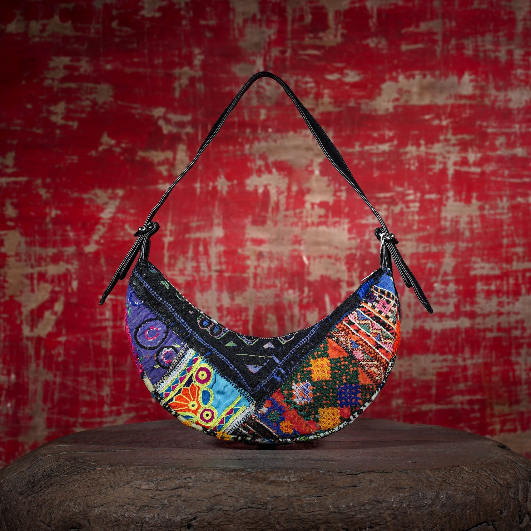 Black Hichki Crescent Bag 008
