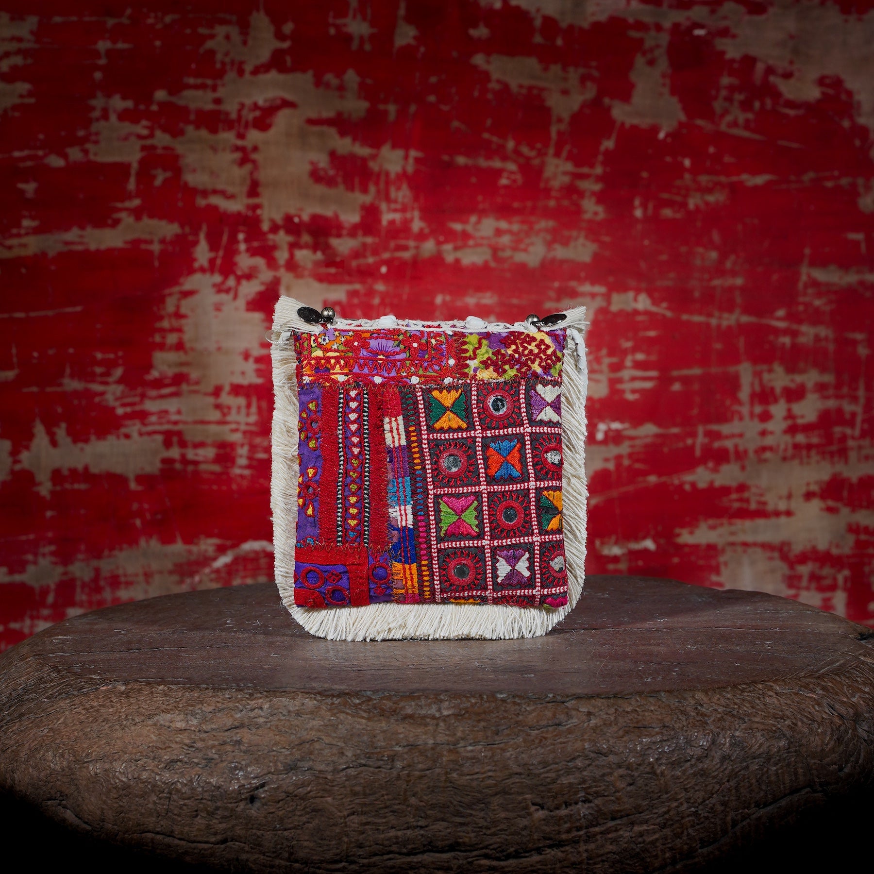 Off White Hichki Minion Clutch 006