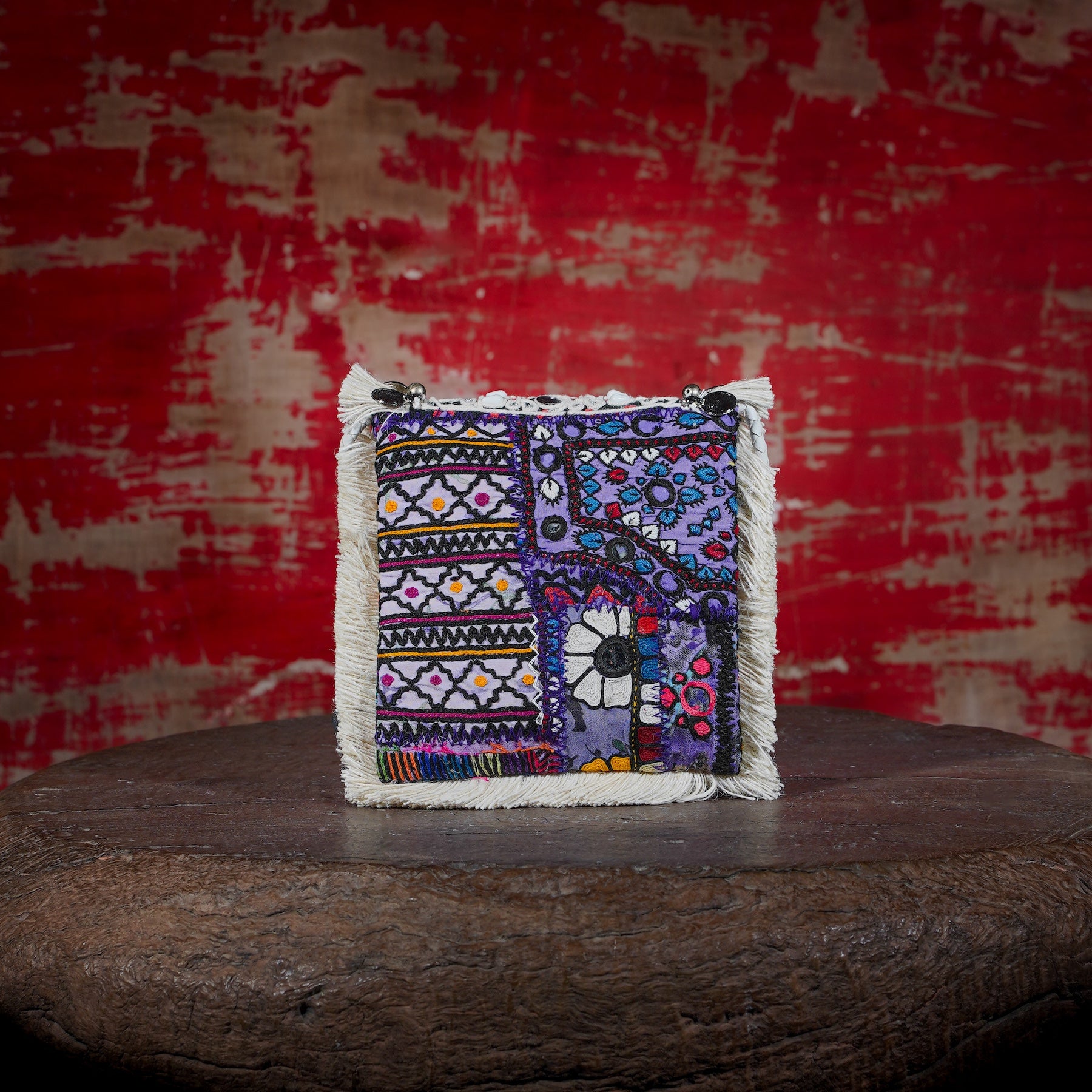 Off White Hichki Minion Clutch 015