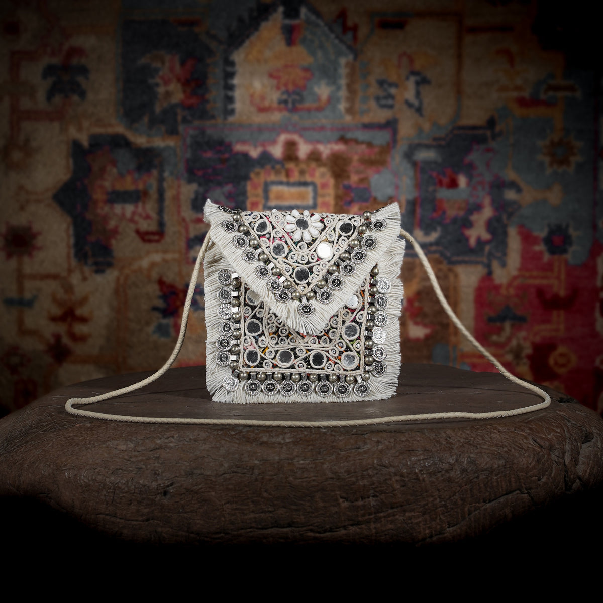 Off White Hichki Minion Clutch 016
