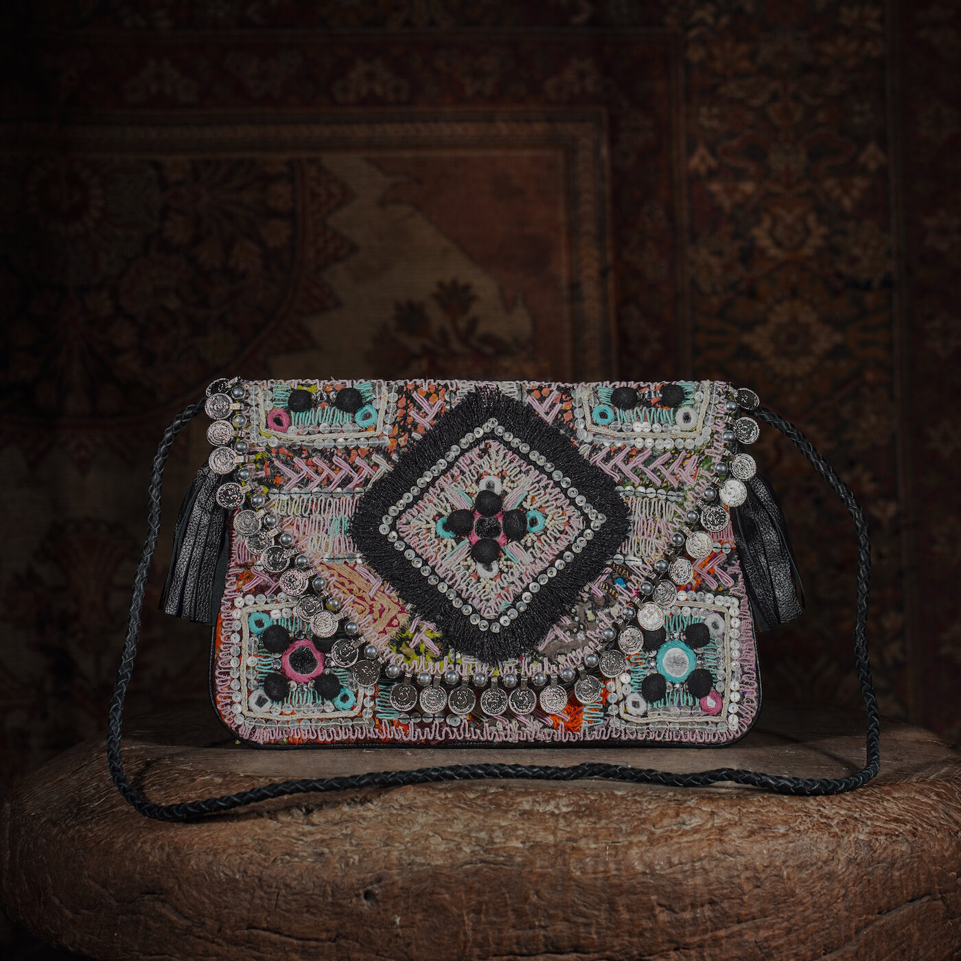 Black Kalbelia Clutch 003