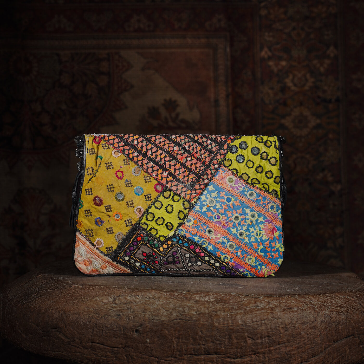 Black Kalbelia Clutch 003