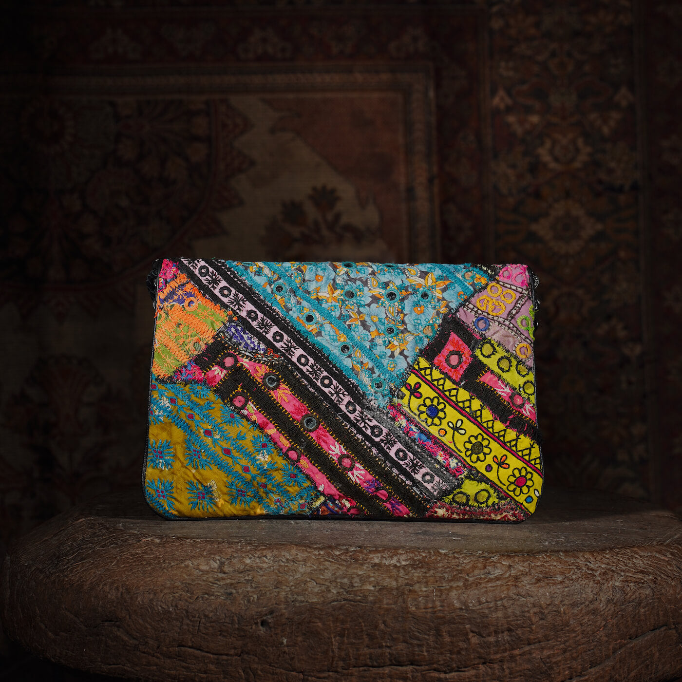 Black Kalbelia Clutch 004
